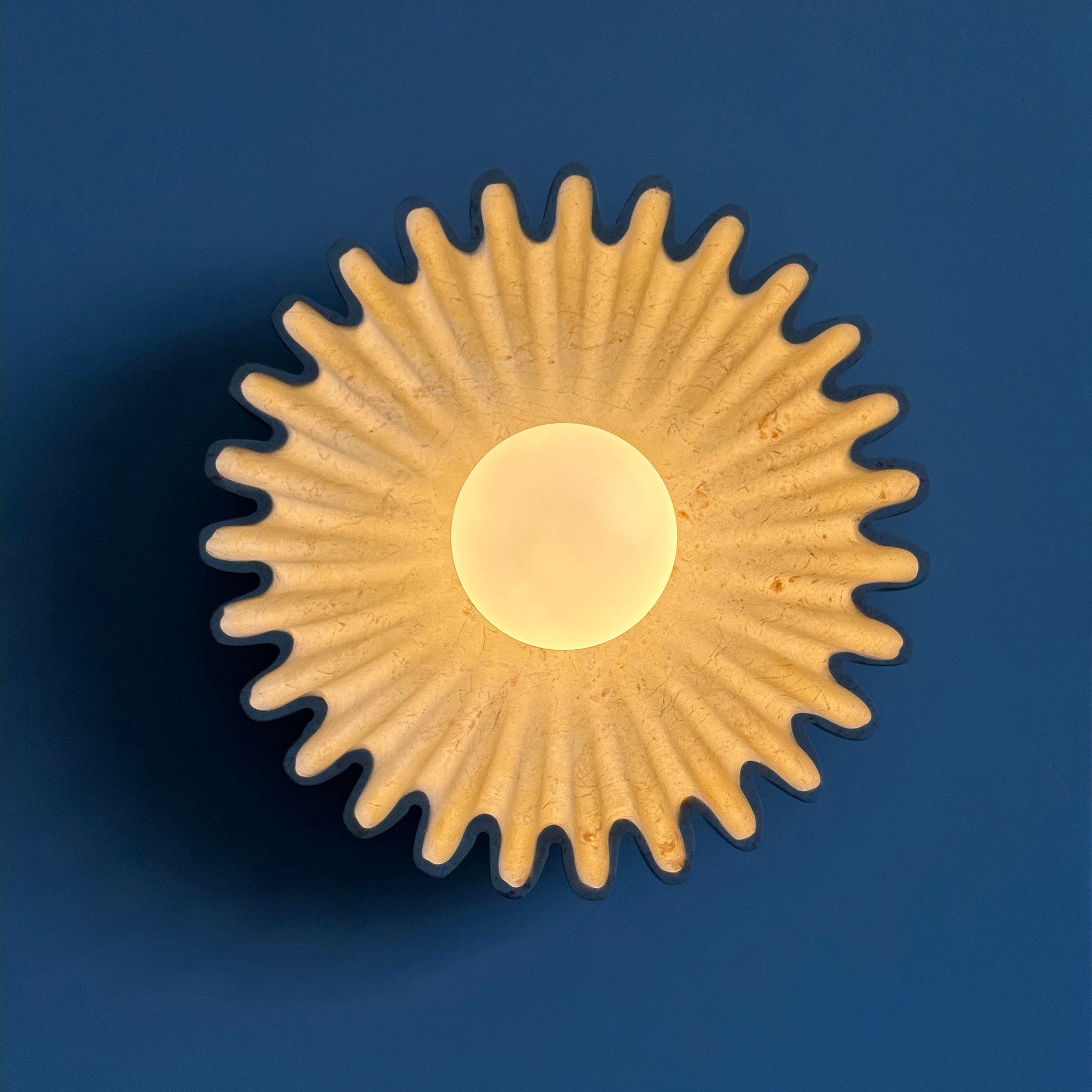 Ivvinen Wall Lamp