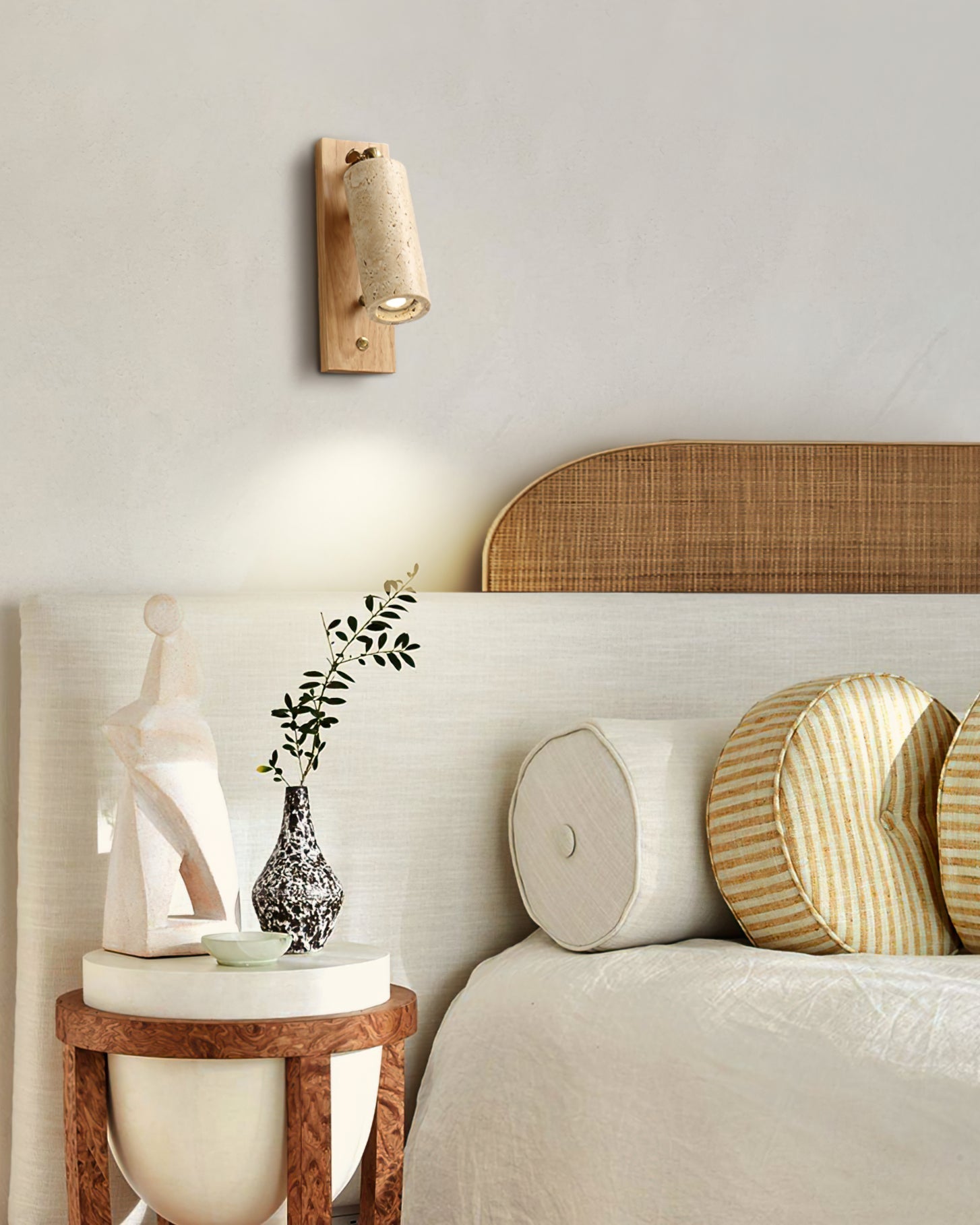Neptune Wall Lamp Spotlight Yellow Travertine Wood