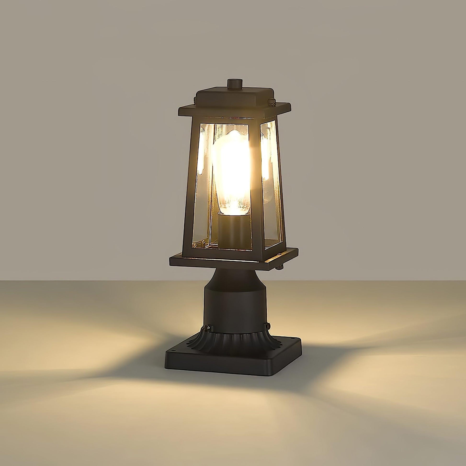 Cuvenel Outdoor Vintage Lantern Light-Neutral Decor