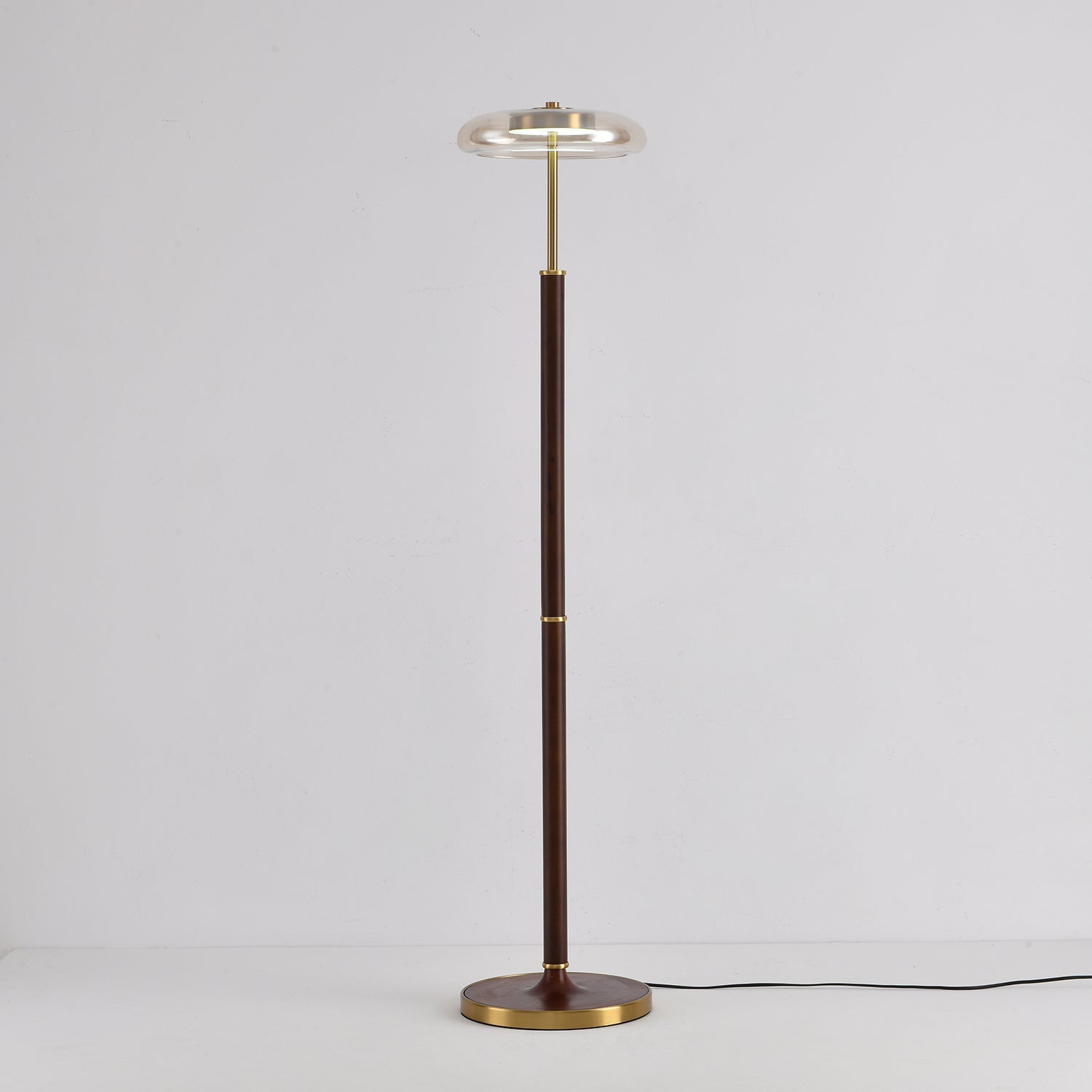 Lean Minimalist Floor Lamp-Neutral Decor