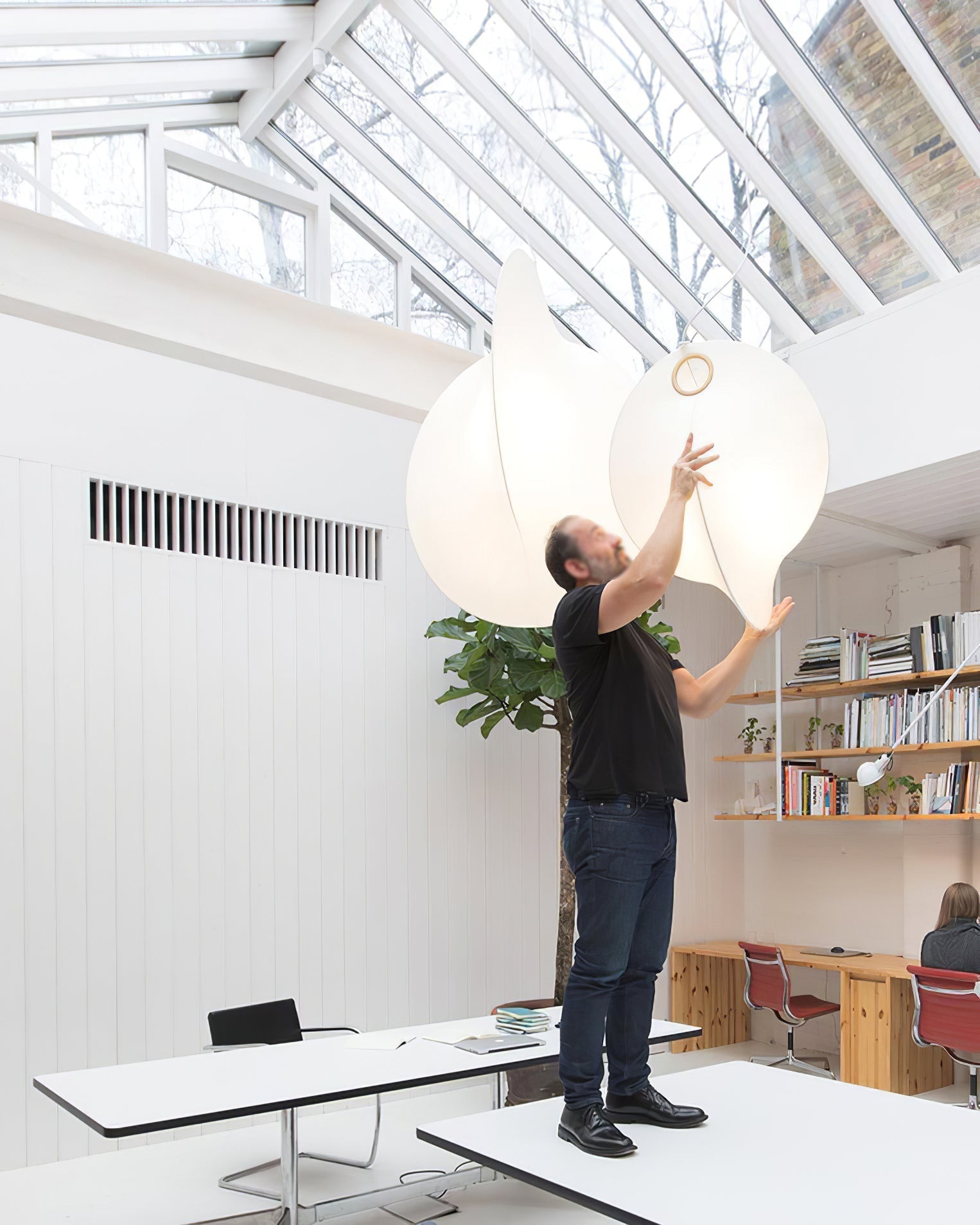 Teveno Steel Artistic Pendant Lamp-Neutral Decor