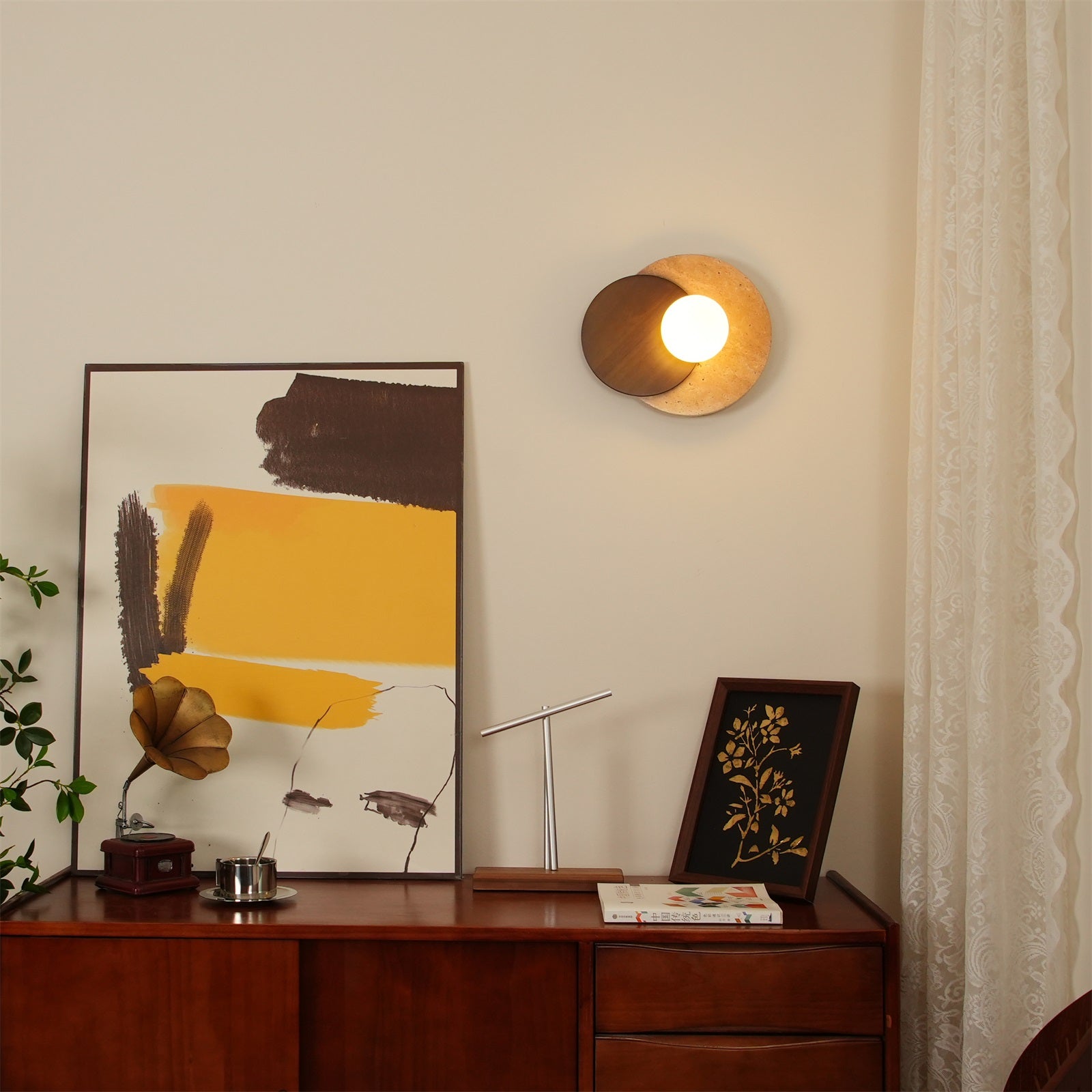 Ritta Wall Lamp Overlapping Travertine