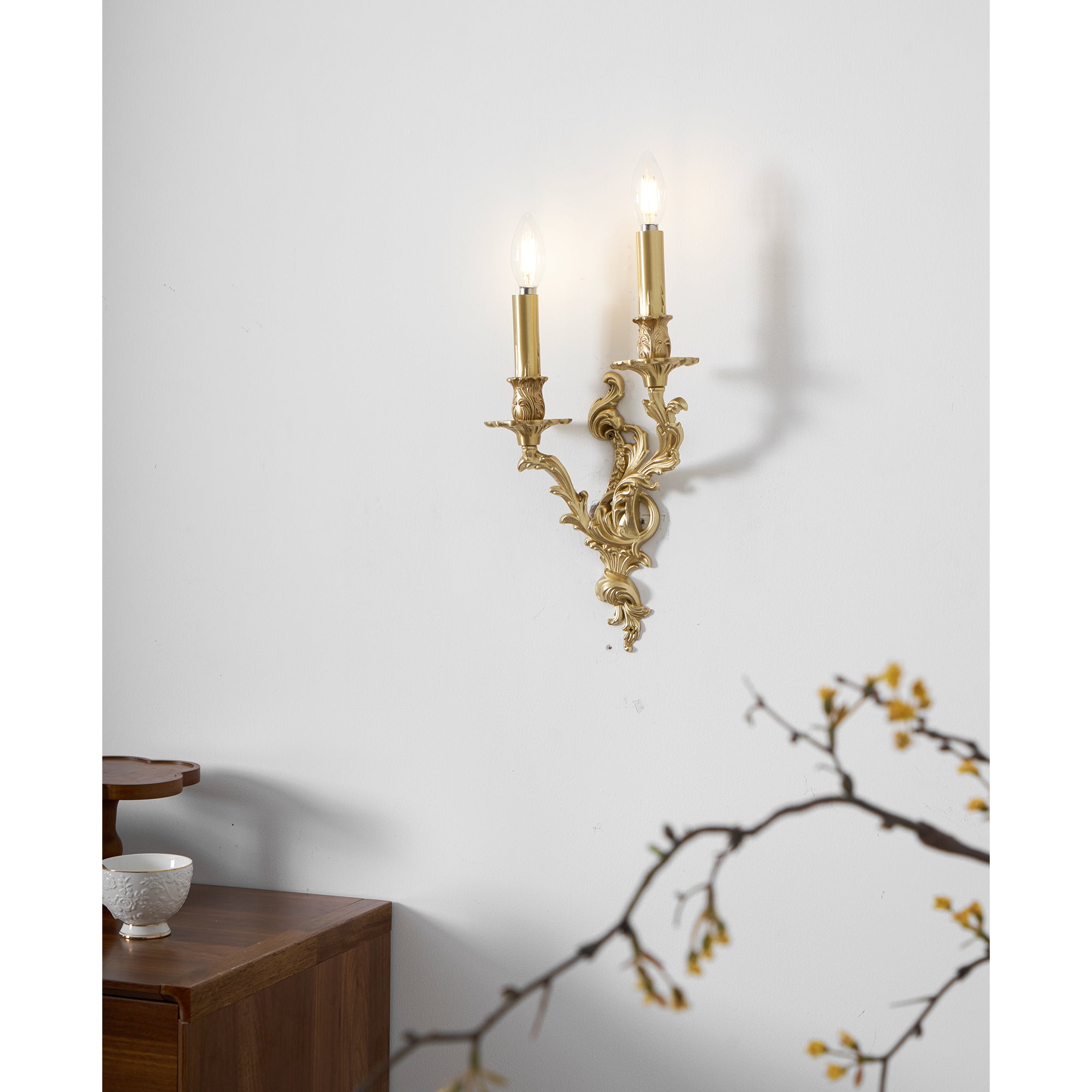 Aurelius Wall Light