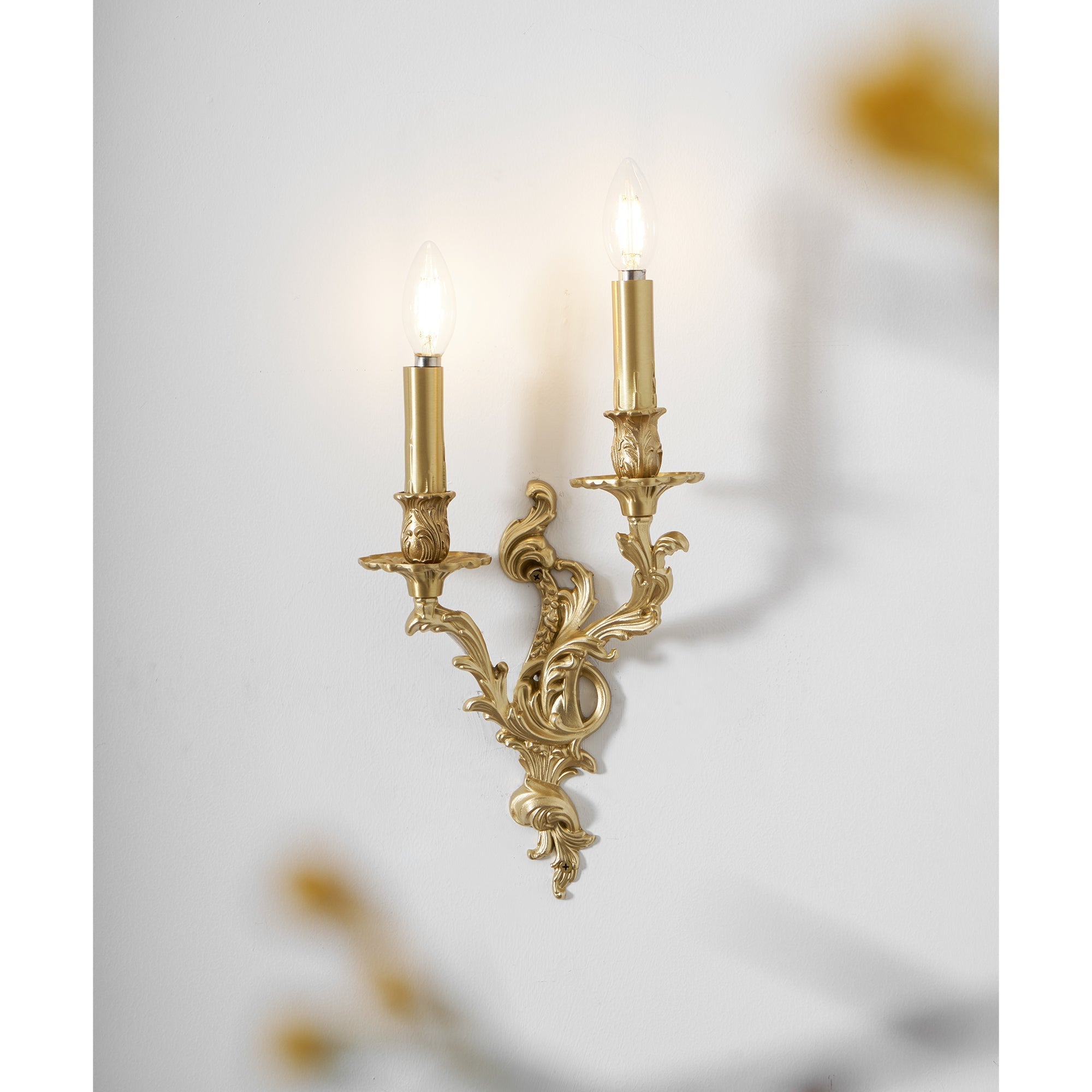 Aurelius Wall Light