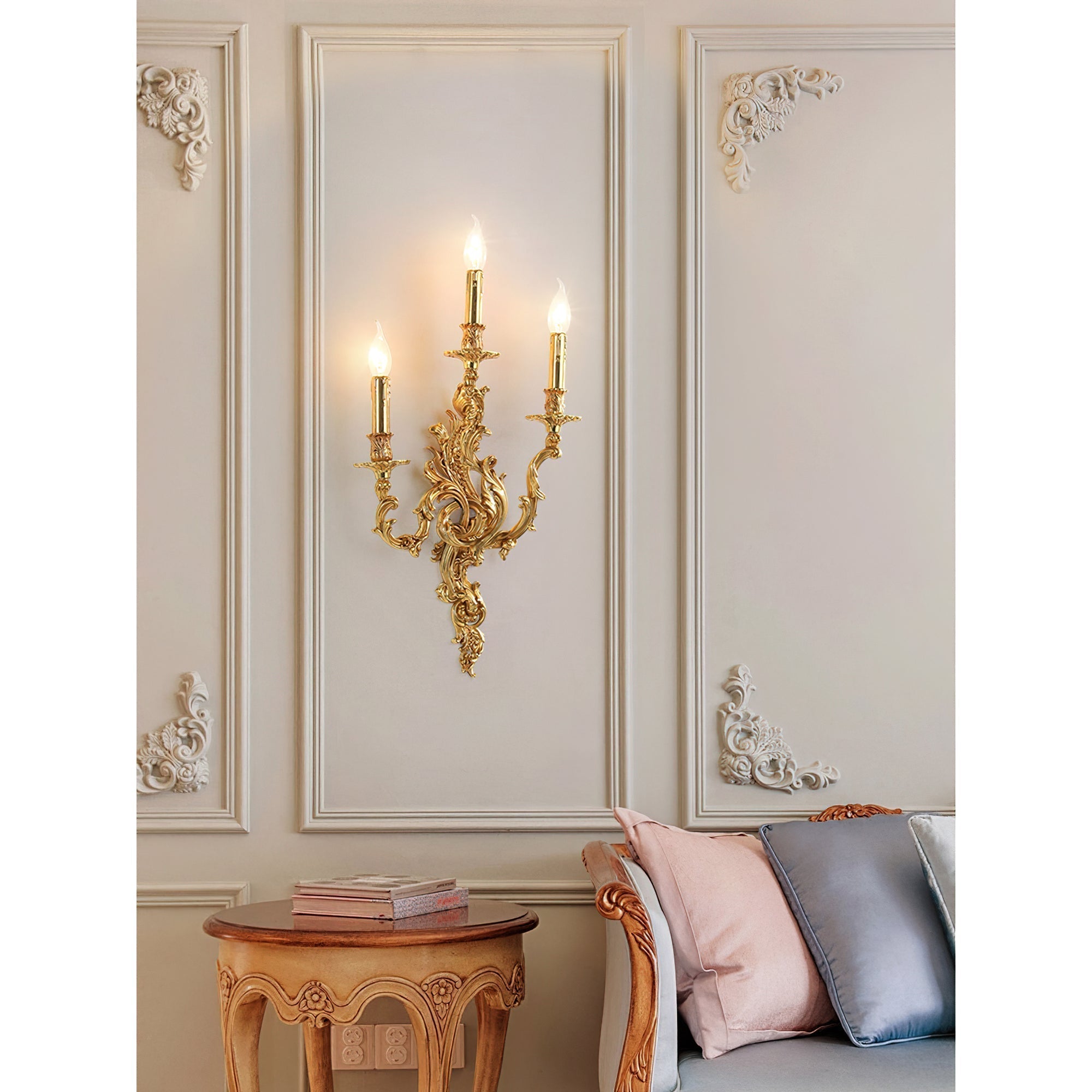 Aurelius Wall Light