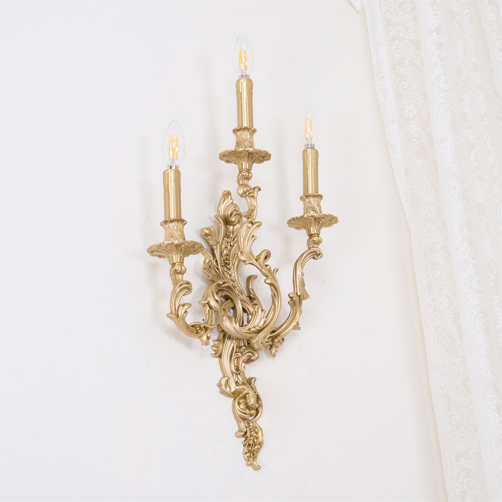 Aurelius Wall Light