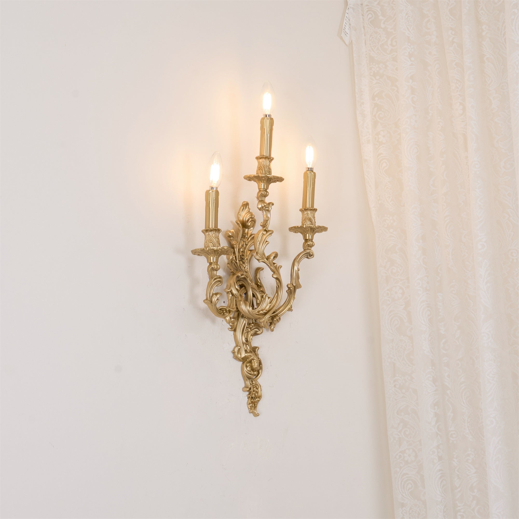 Aurelius Wall Light