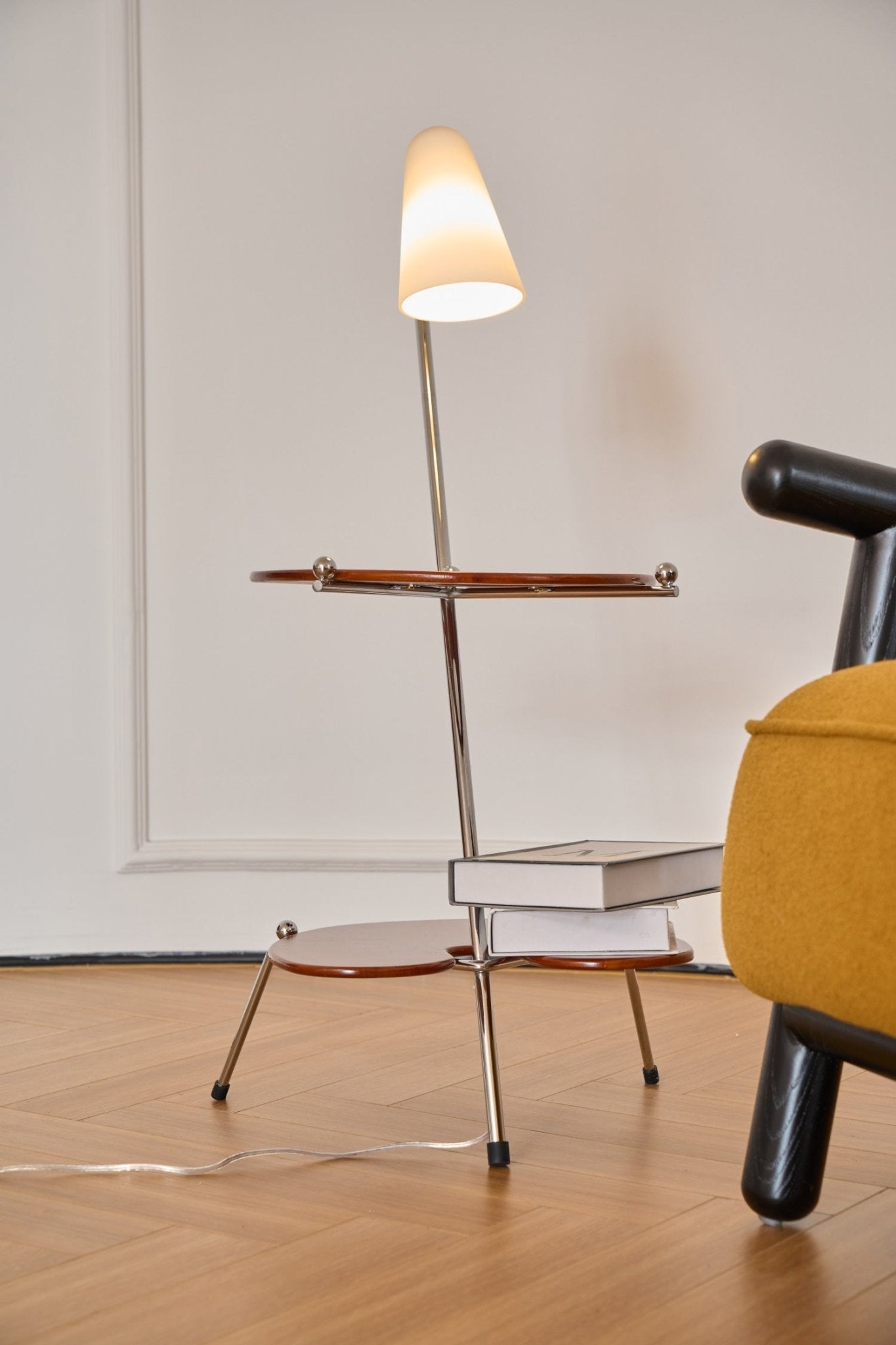 Vaughn Modern Wood Floor Lamp-Neutral Decor