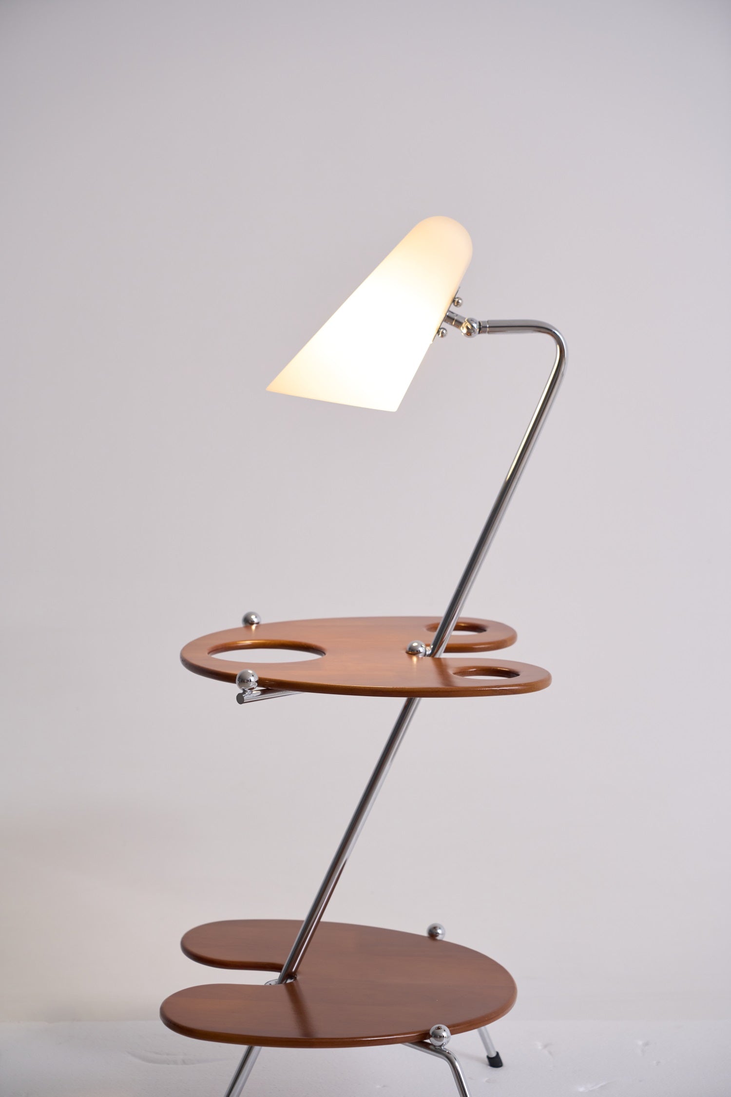 Vaughn Modern Wood Floor Lamp-Neutral Decor