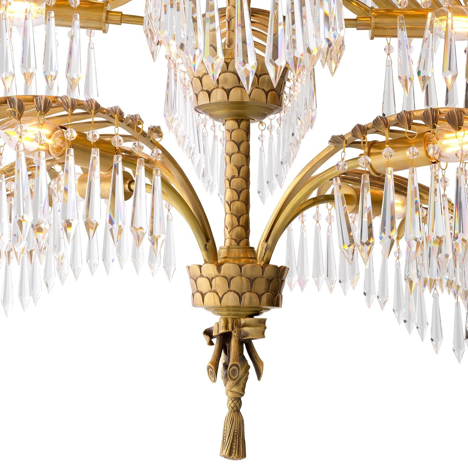 Zorlen Brass Chandelier-Neutral Decor