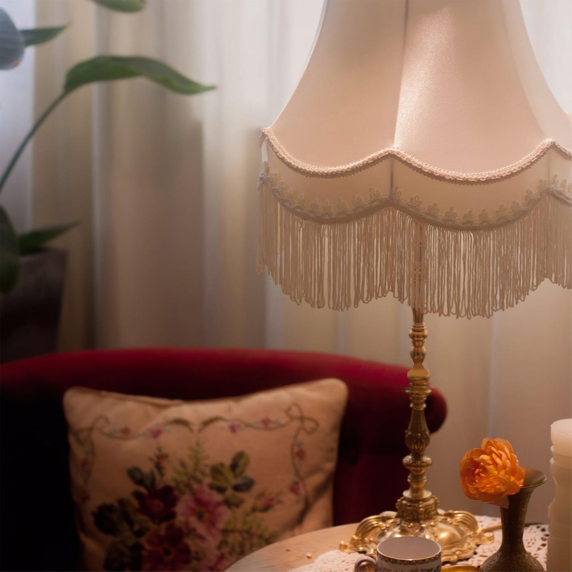 Octavia Vintage Table Lamp-Neutral Decor