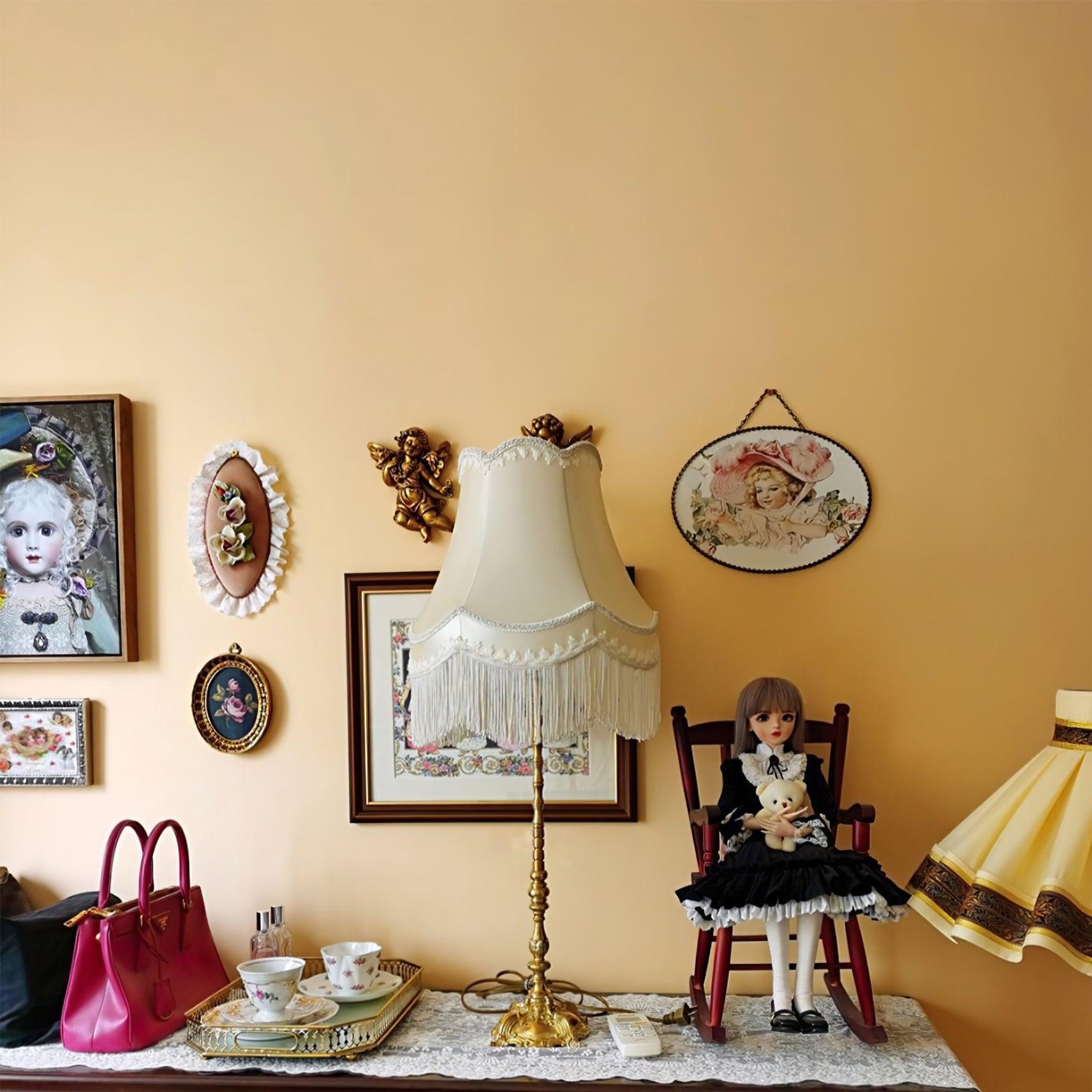 Octavia Vintage Table Lamp-Neutral Decor