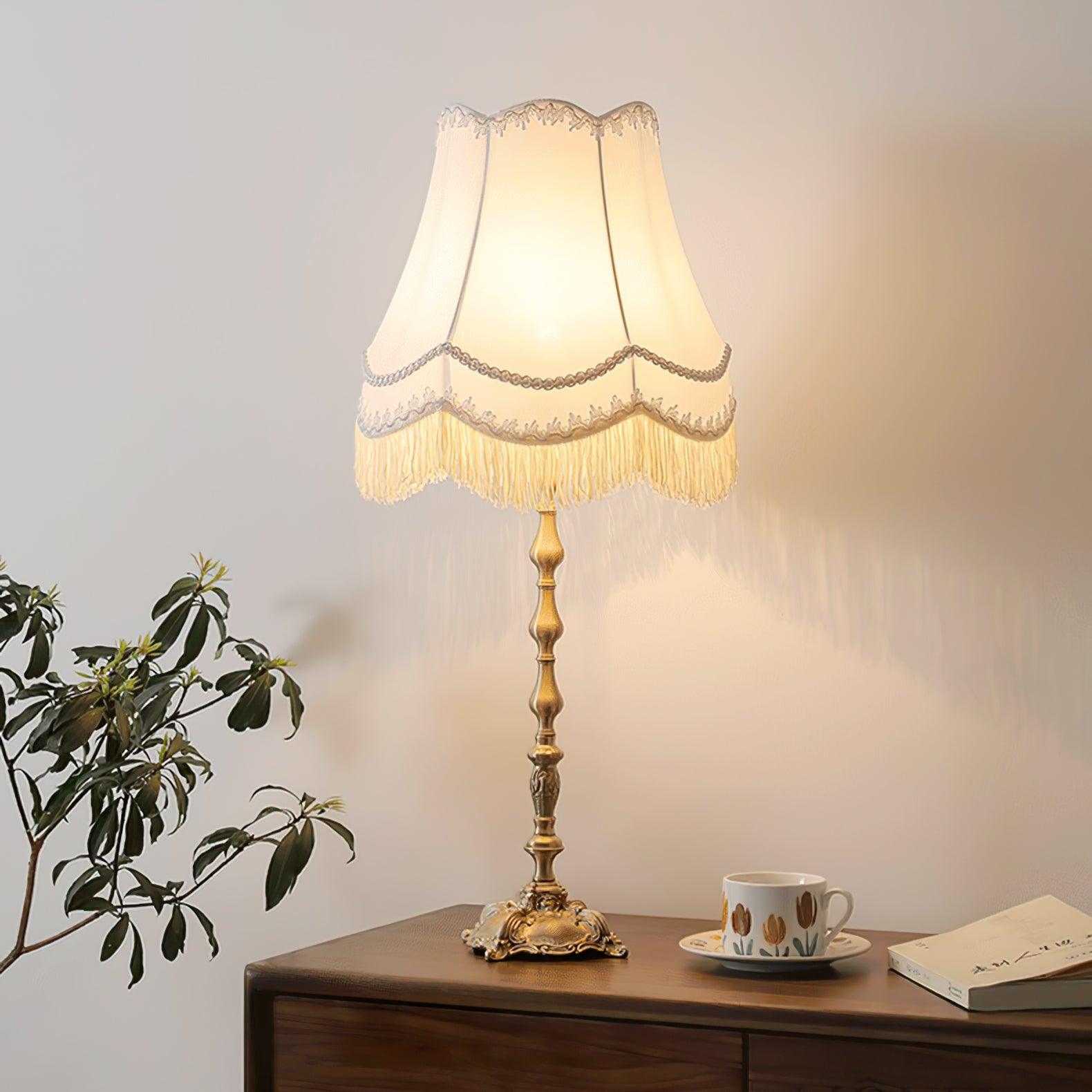 Octavia Vintage Table Lamp-Neutral Decor