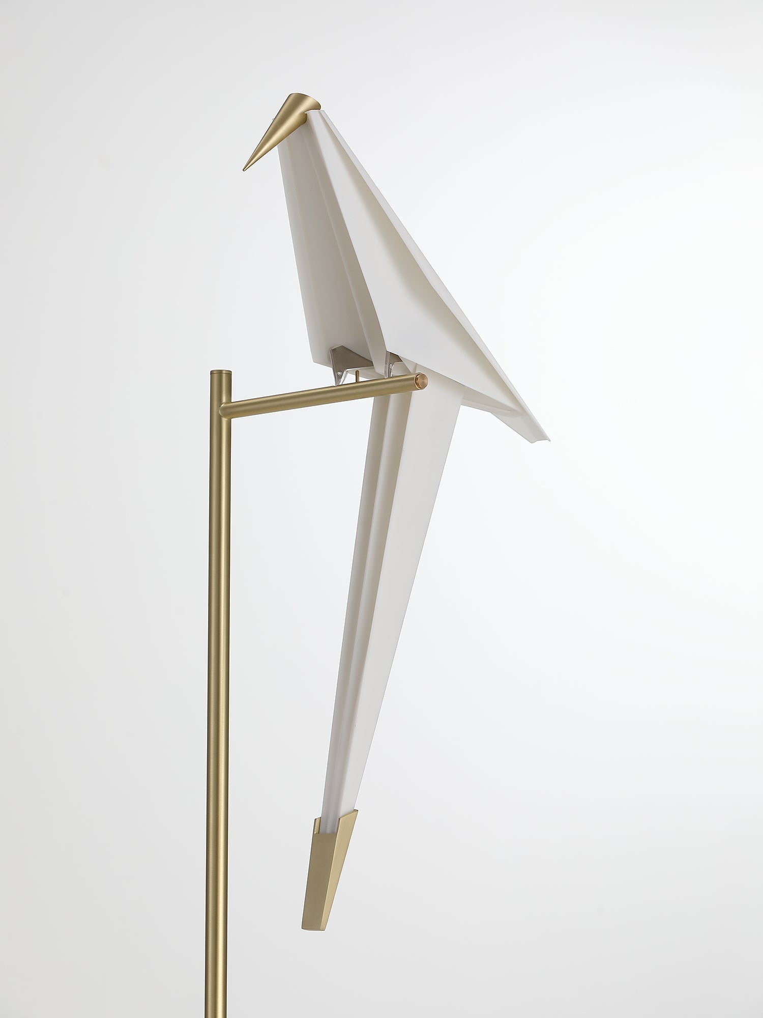 Vioran Aluminum Industrial Floor Lamp-Neutral Decor