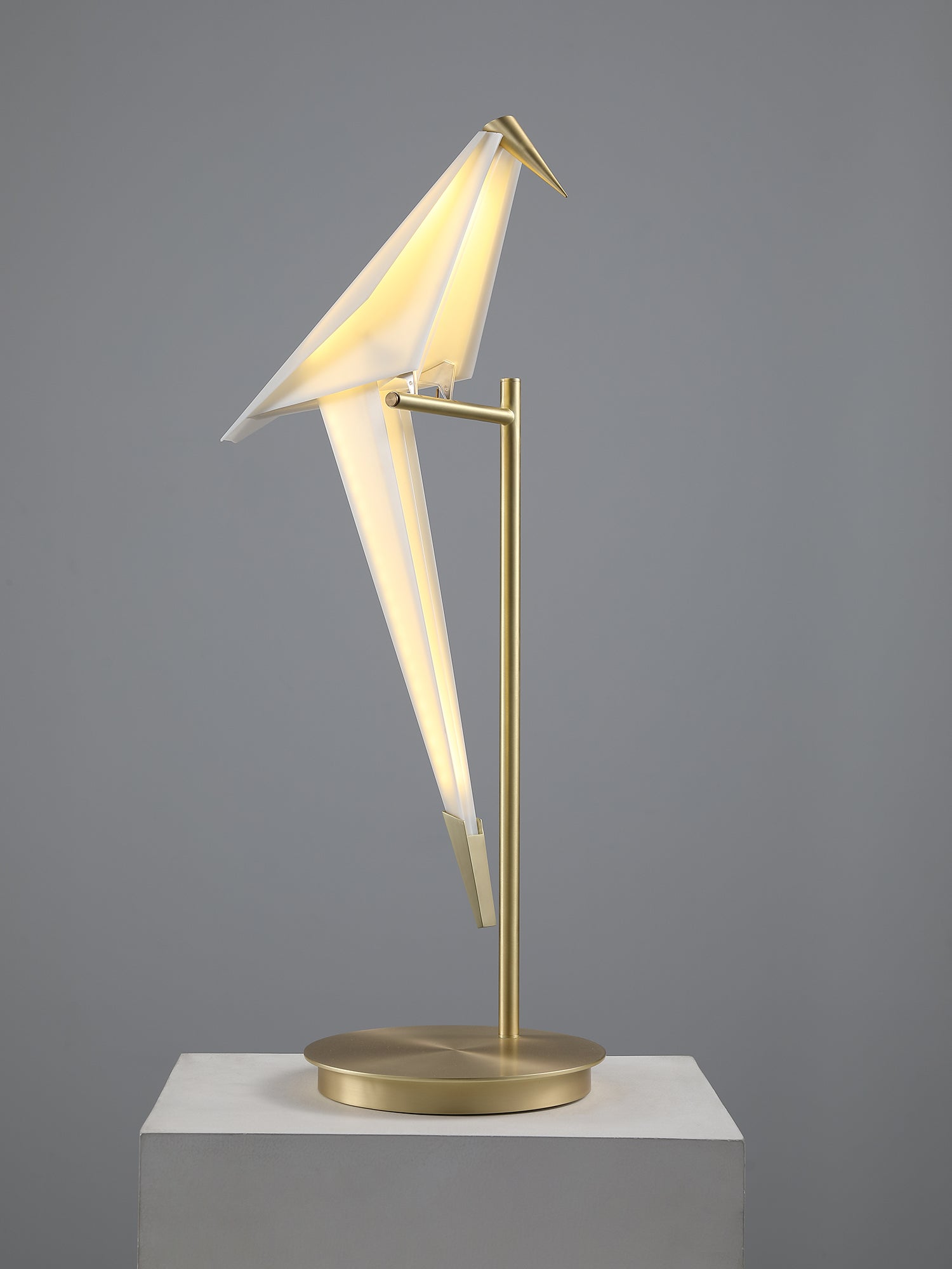 Kaelora Contemporary Table Lamp-Neutral Decor
