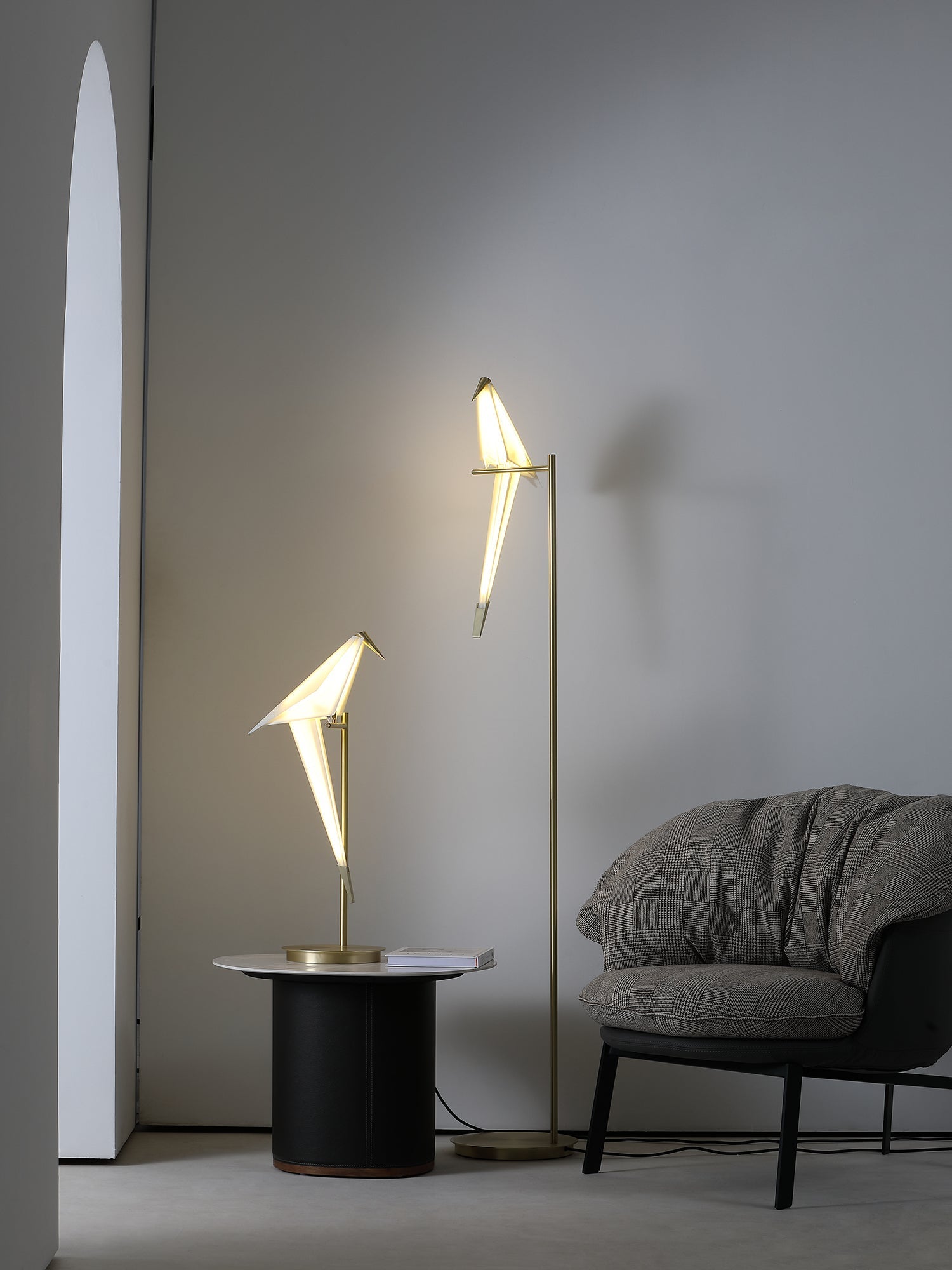 Kaelora Contemporary Table Lamp-Neutral Decor