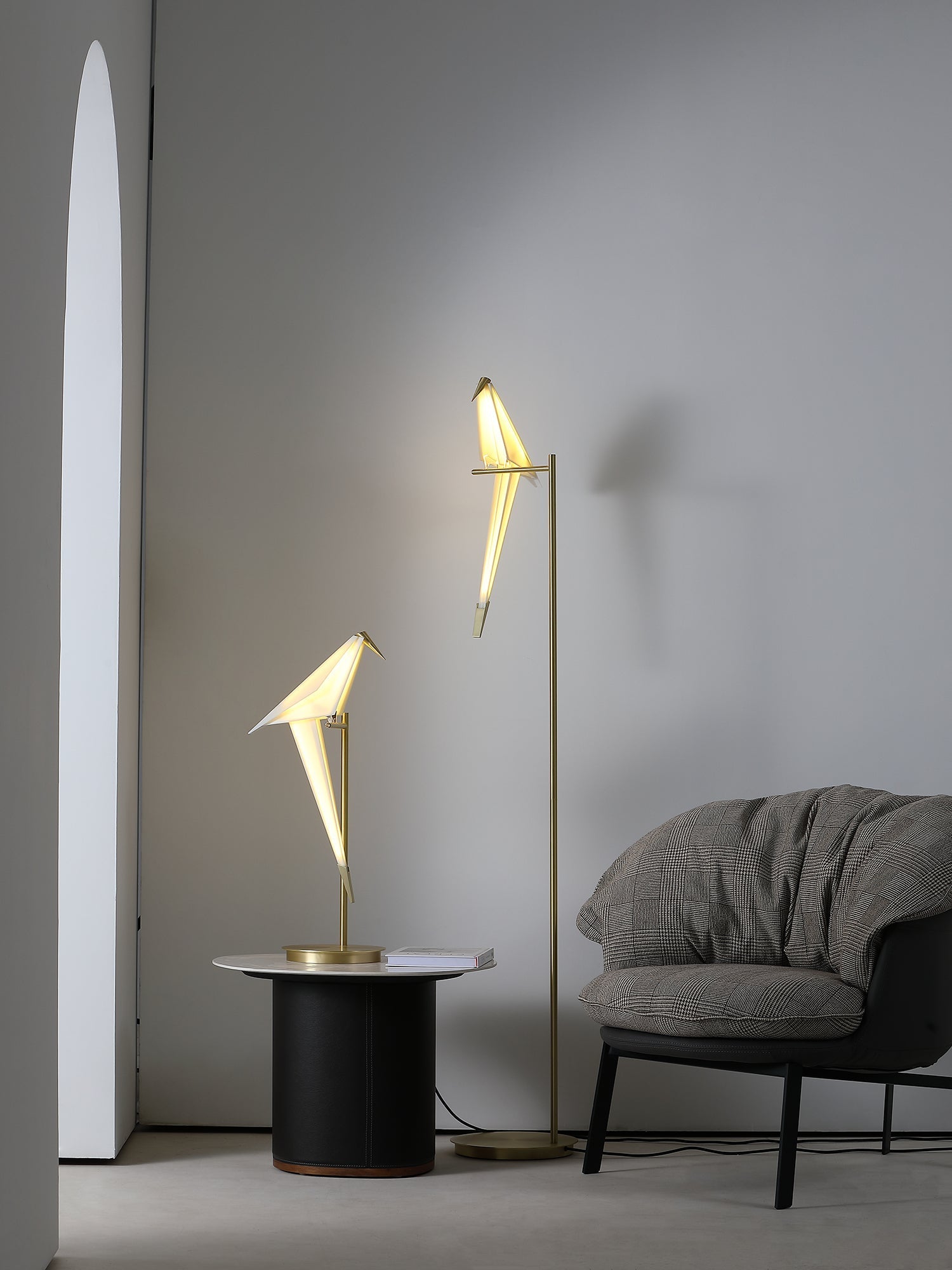 Kaelora Contemporary Table Lamp-Neutral Decor