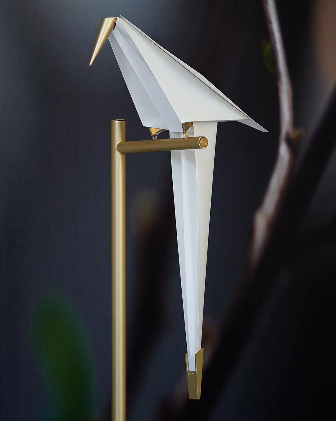 Vioran Aluminum Industrial Floor Lamp-Neutral Decor