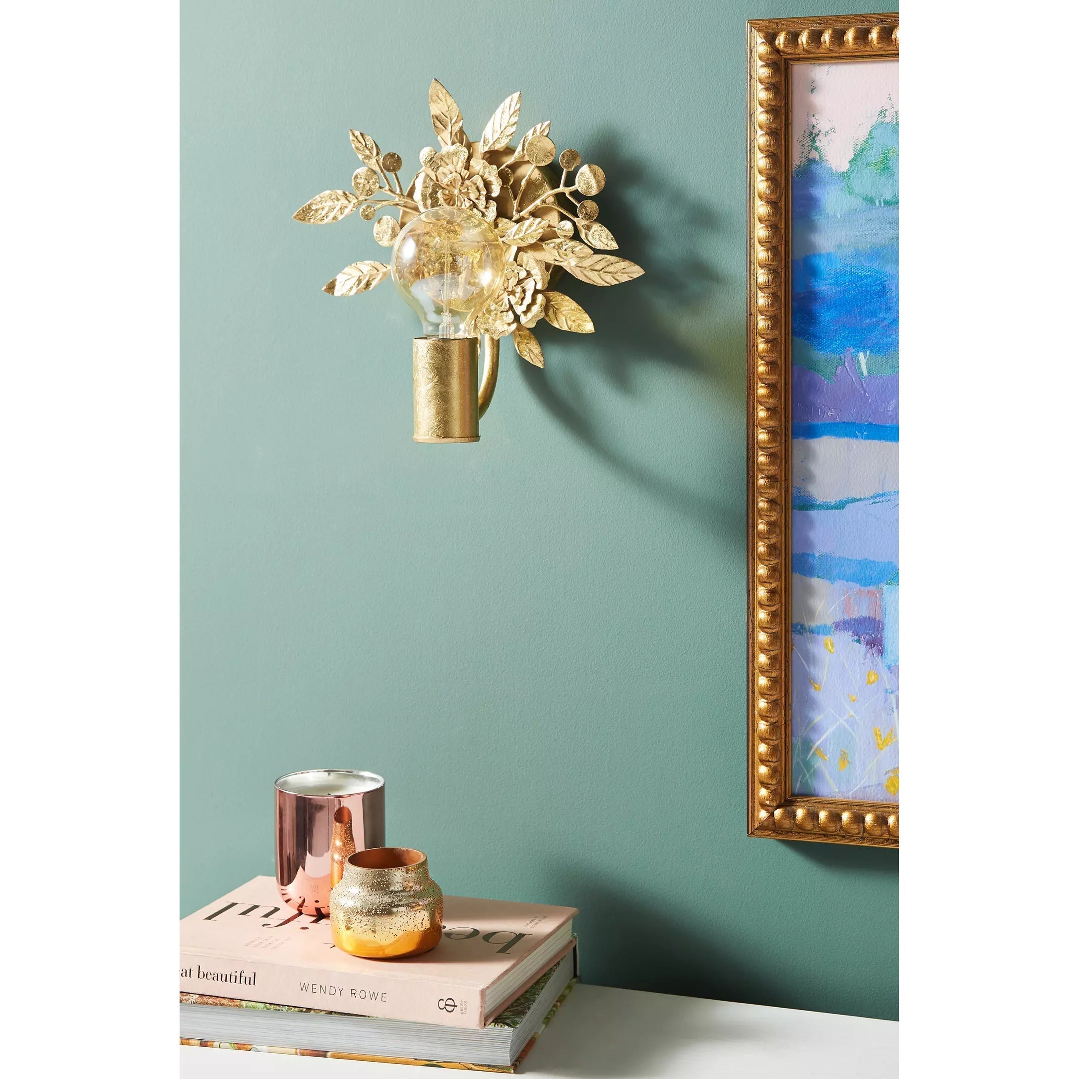 Ullaeiel Wall Lamp