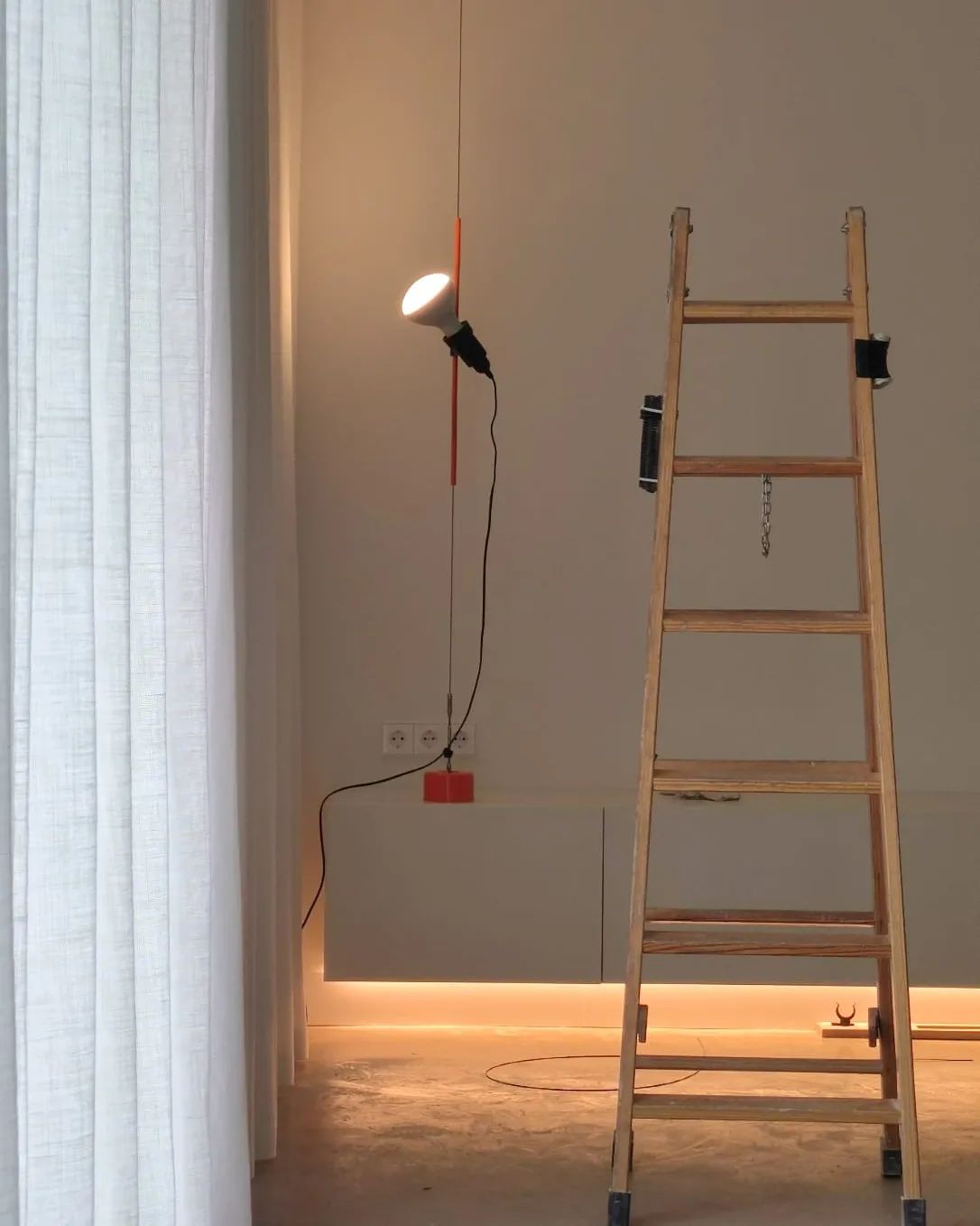 Ilthair Pendant Light