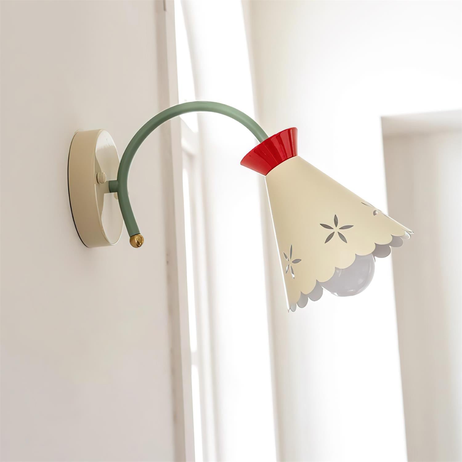 Pippa Wall Lamp