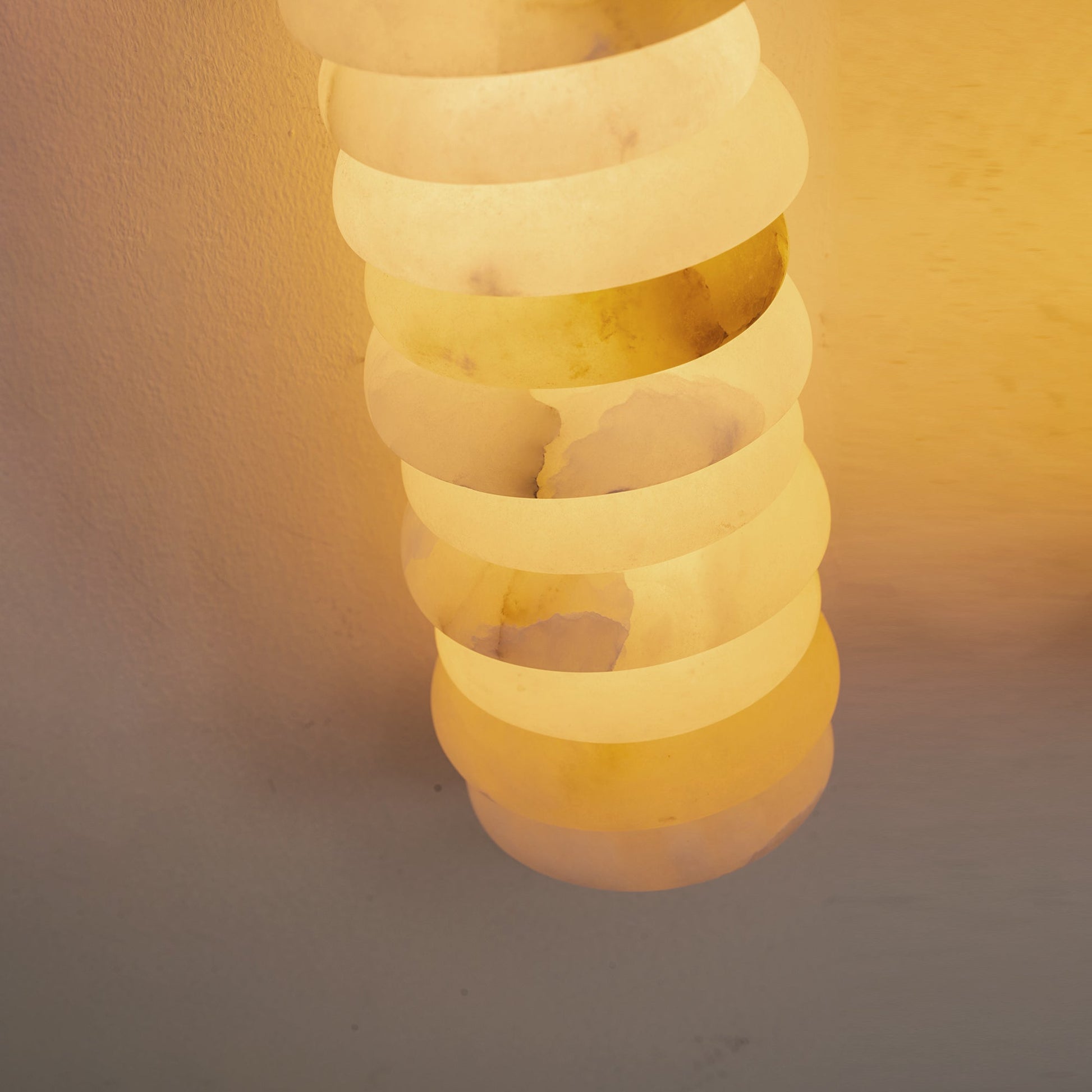 Showcase of the unique, natural patterns of the alabaster stone.