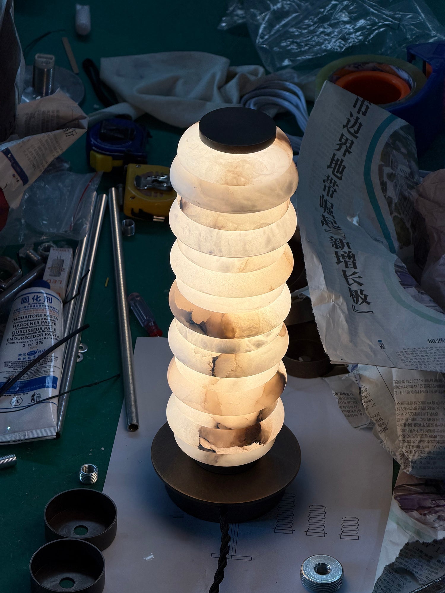 The small size (H 15.5cm) of the Payson Alabaster Table Lamp.