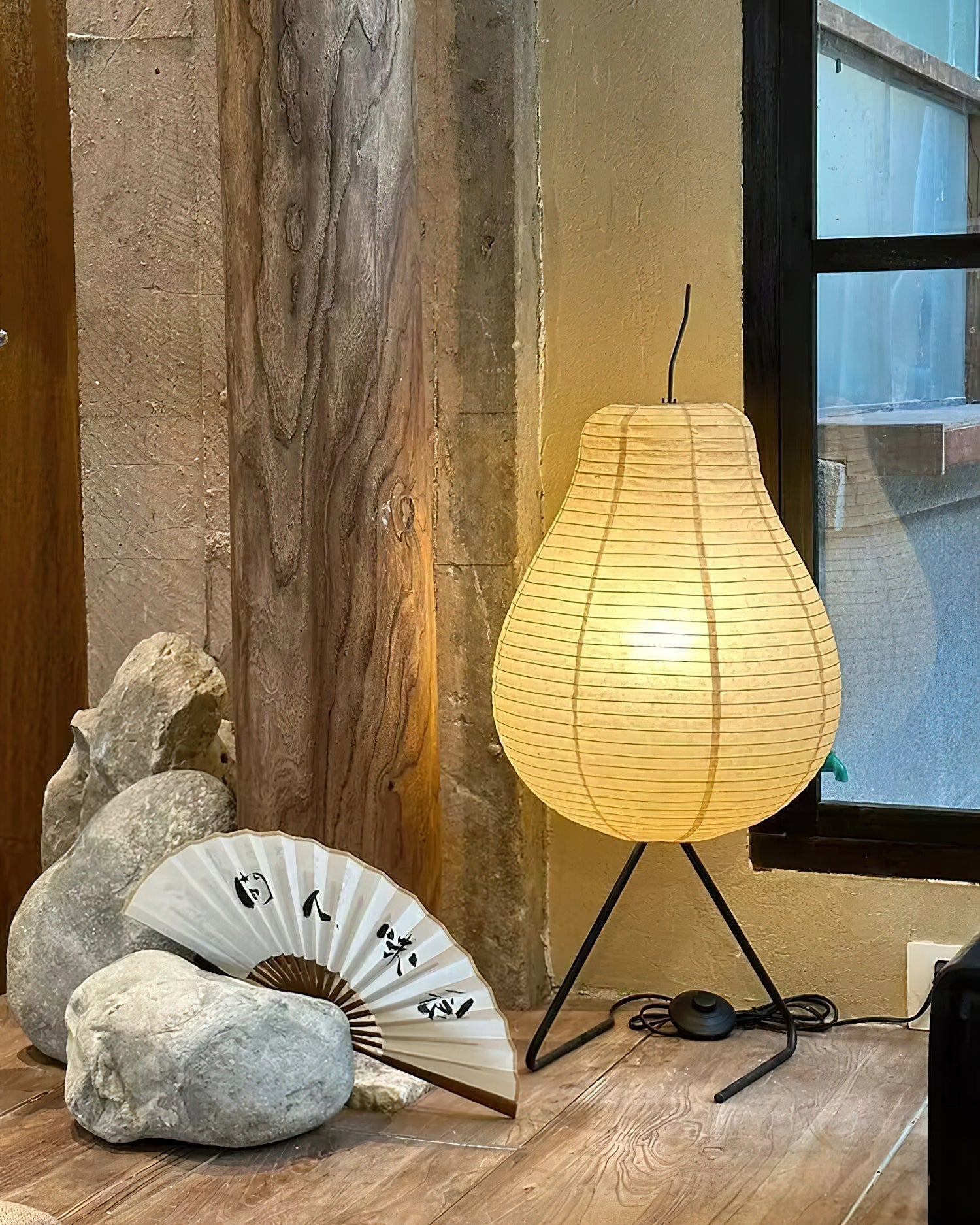 Willow Floor Lamp