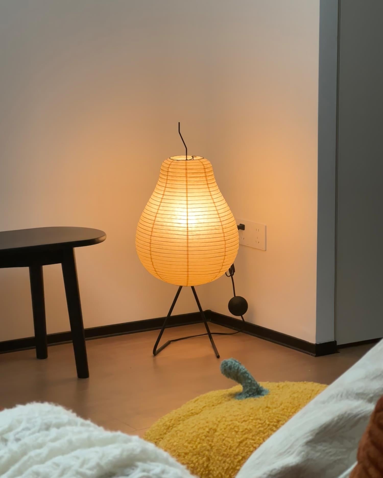 Willow Floor Lamp