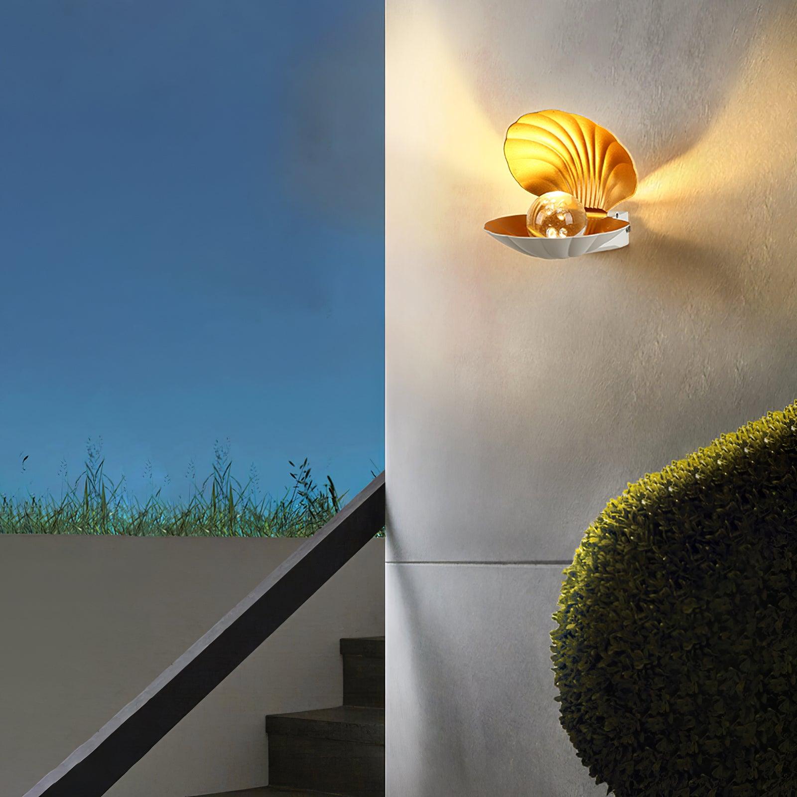 Lustra Wall Lamp Pearl Clam-Neutral Decor