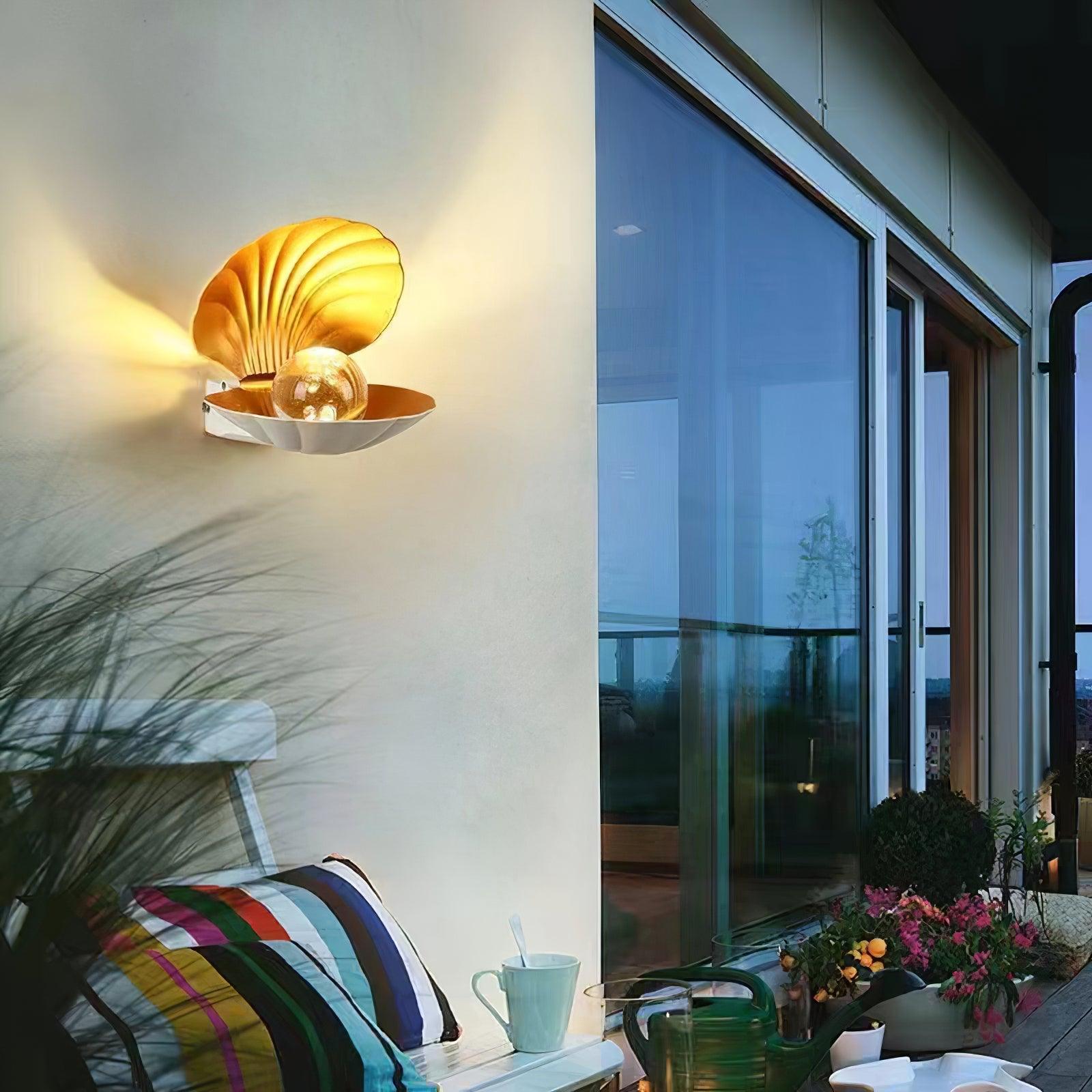 Lustra Wall Lamp Pearl Clam-Neutral Decor