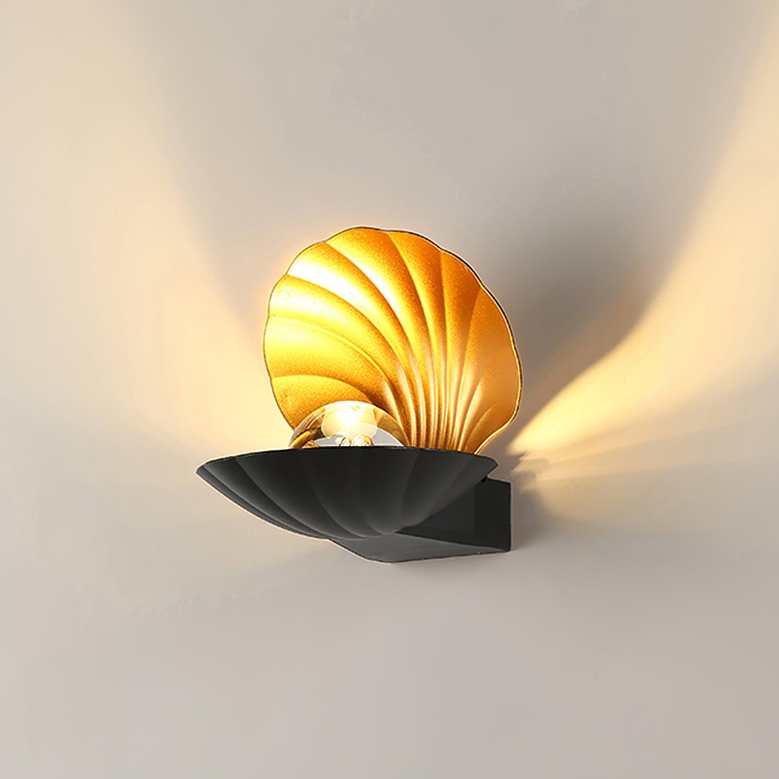 Lustra Wall Lamp Pearl Clam-Neutral Decor