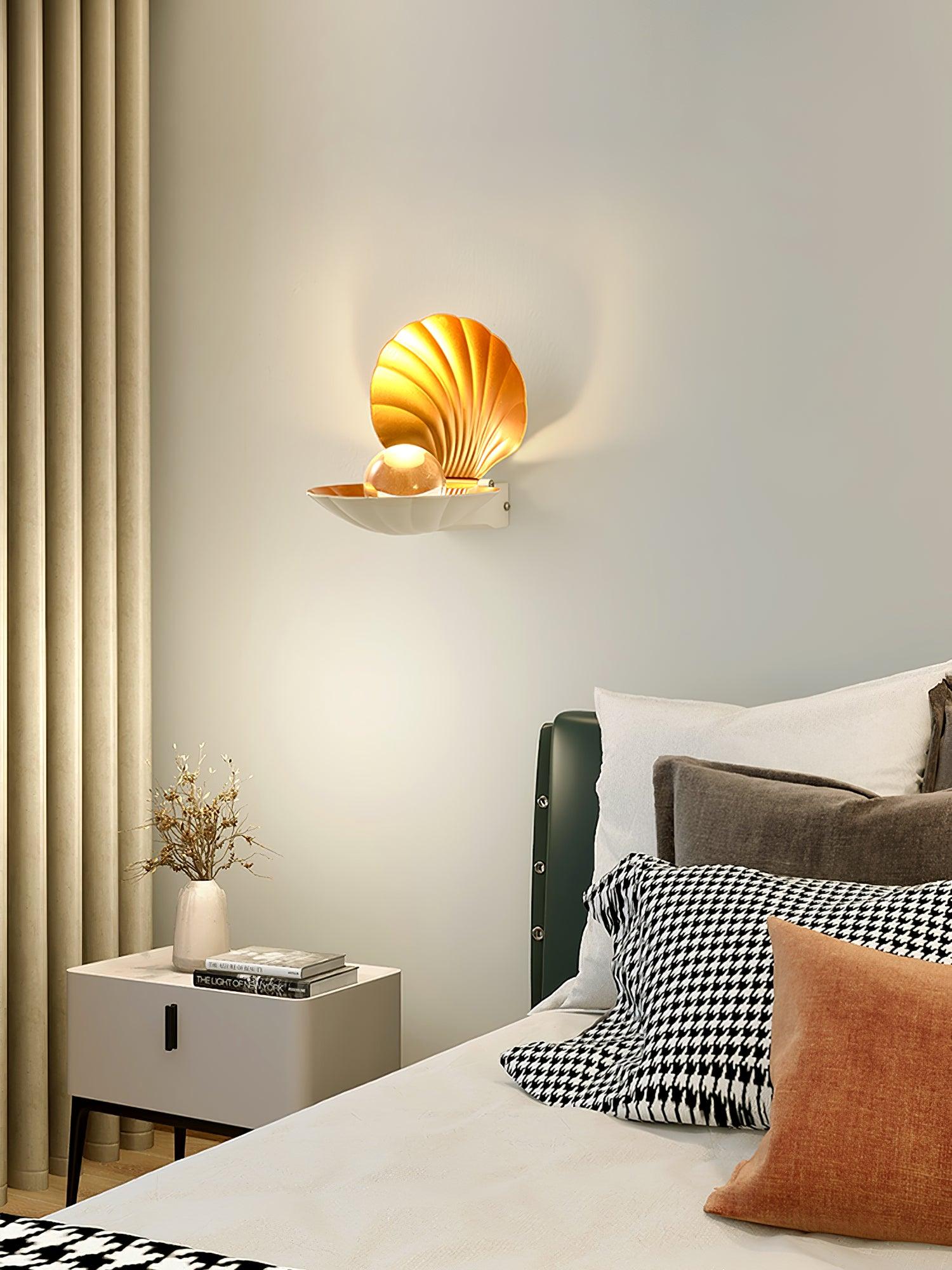 Lustra Wall Lamp Pearl Clam-Neutral Decor