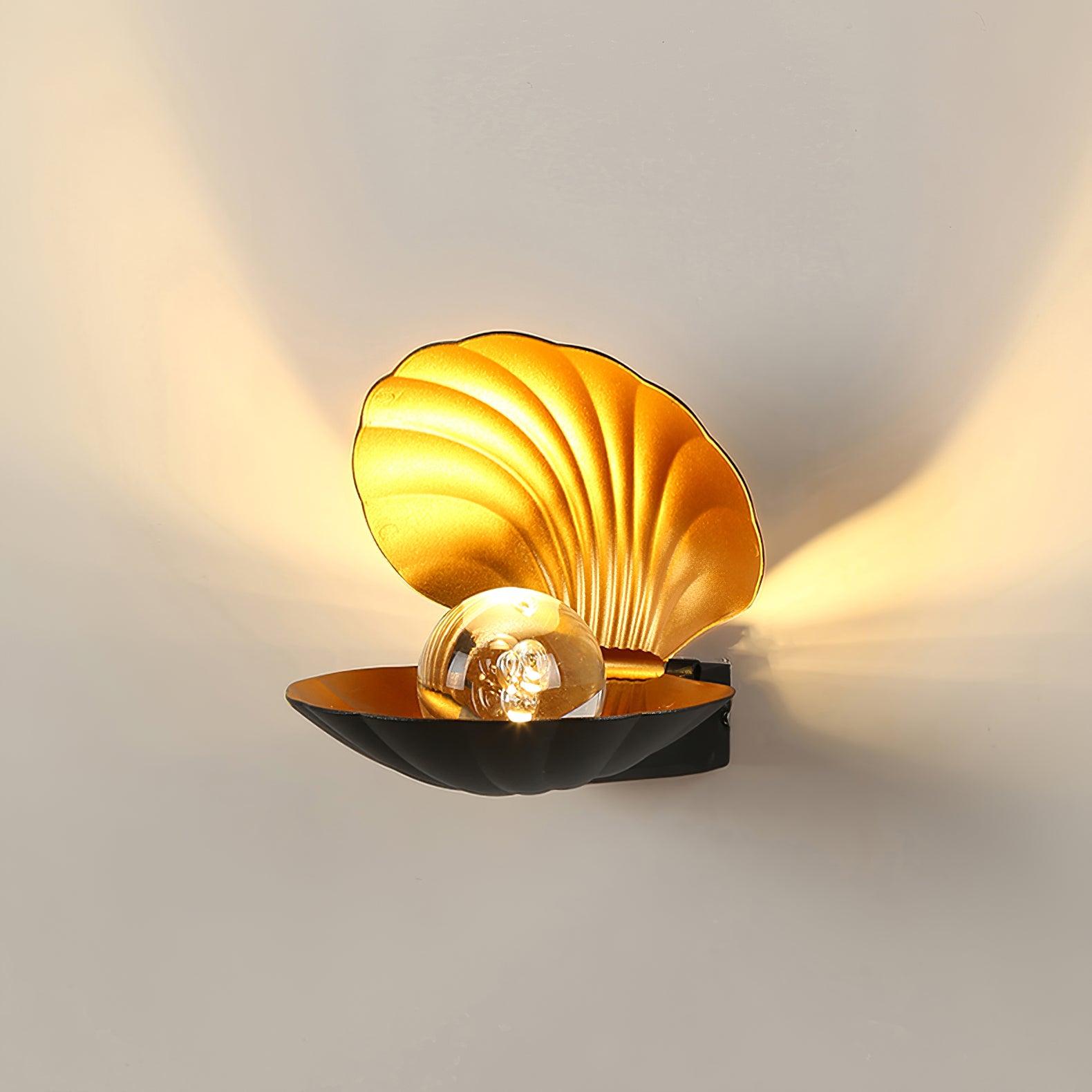 Lustra Wall Lamp Pearl Clam-Neutral Decor