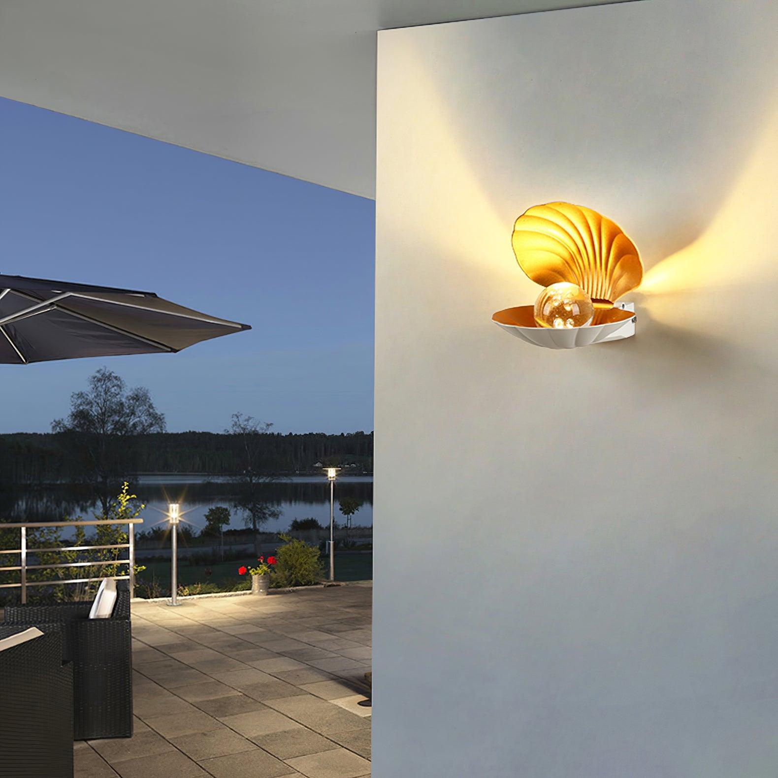 Lustra Wall Lamp Pearl Clam-Neutral Decor