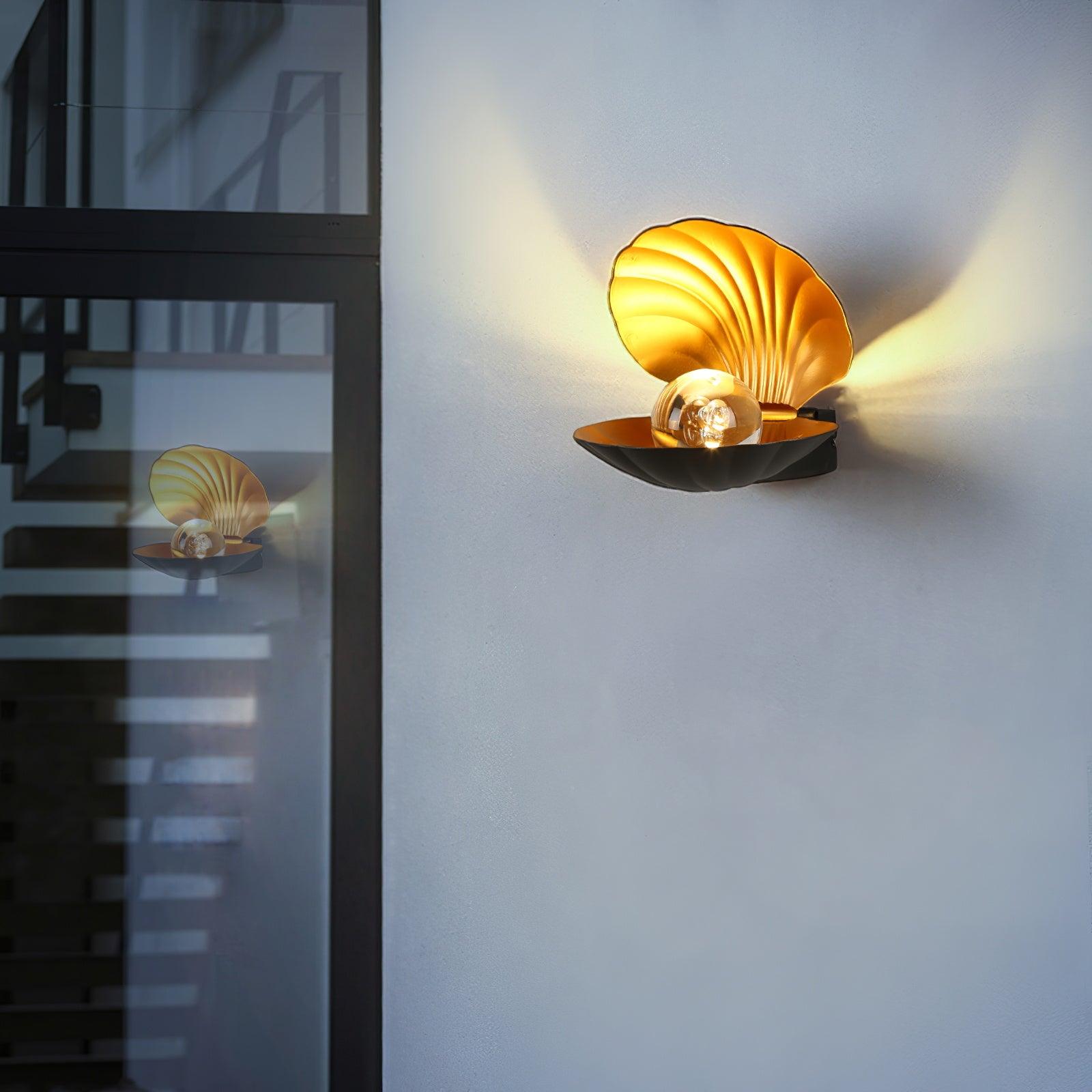 Lustra Wall Lamp Pearl Clam-Neutral Decor