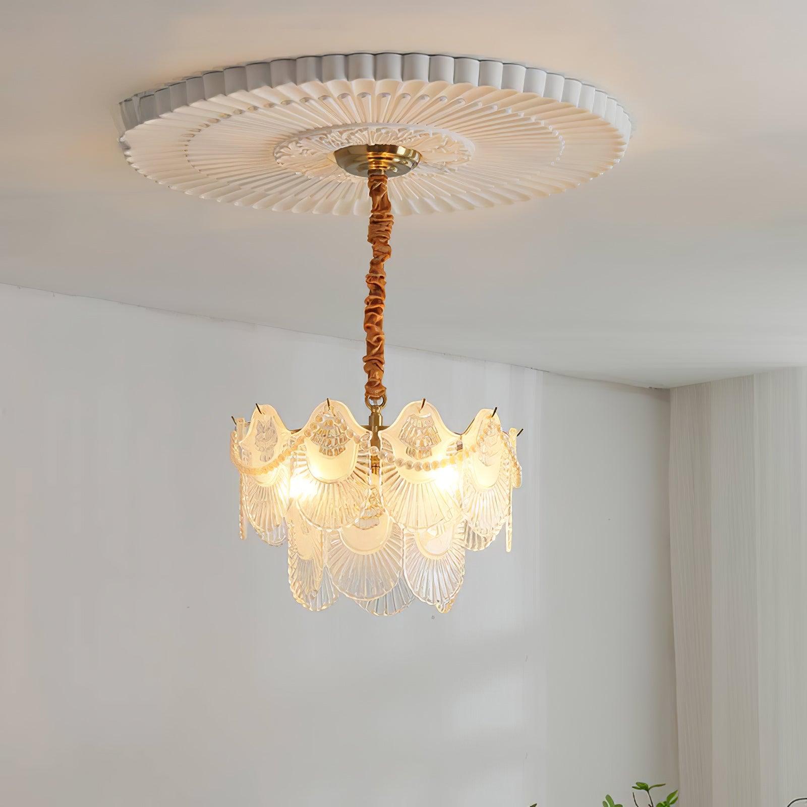 Lustra Chandelier Pearl Glass Shell-Neutral Decor
