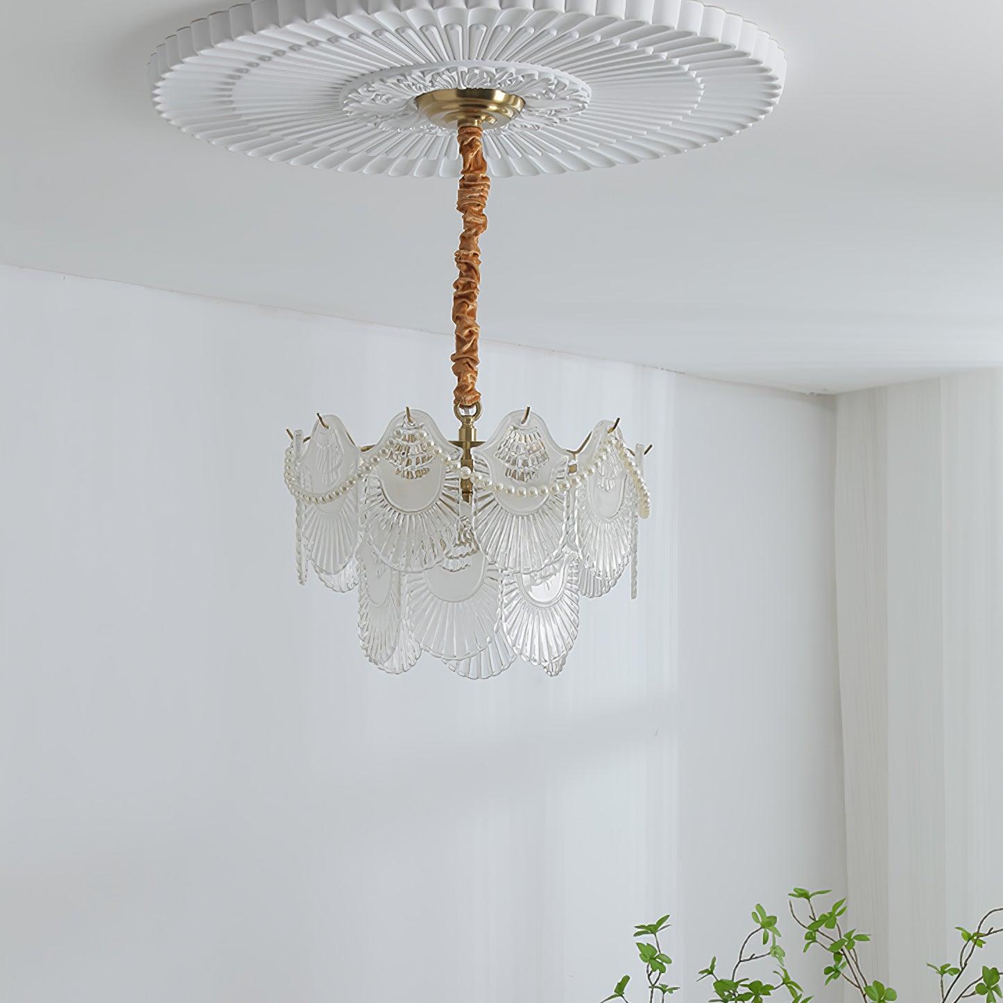 Lustra Chandelier Pearl Glass Shell-Neutral Decor