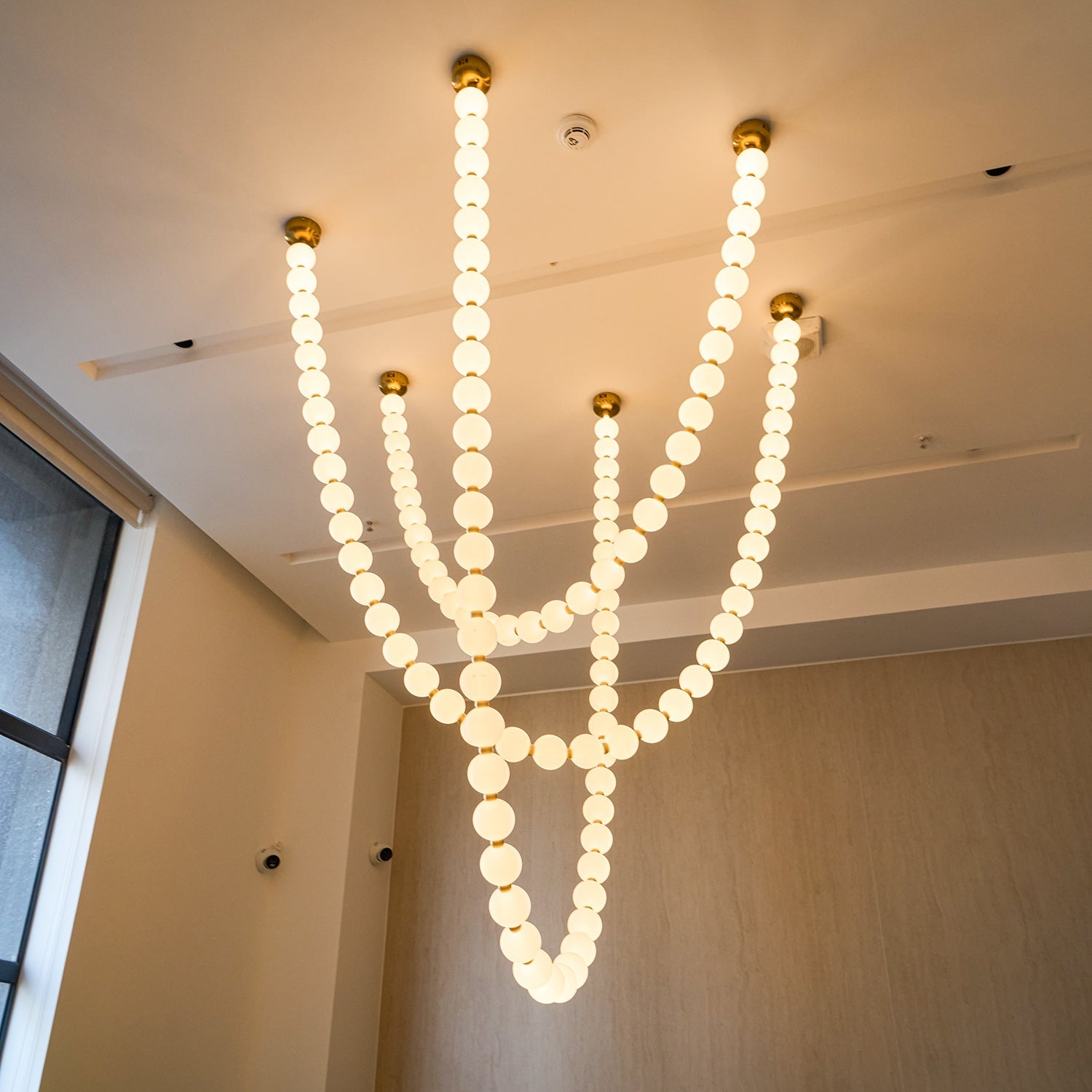 Emelir Pearl Necklace Balls Glass Chandelier-Neutral Decor