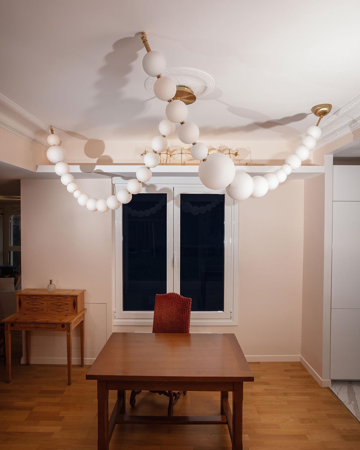 Kanell Brass Sputnik Chandelier-Neutral Decor