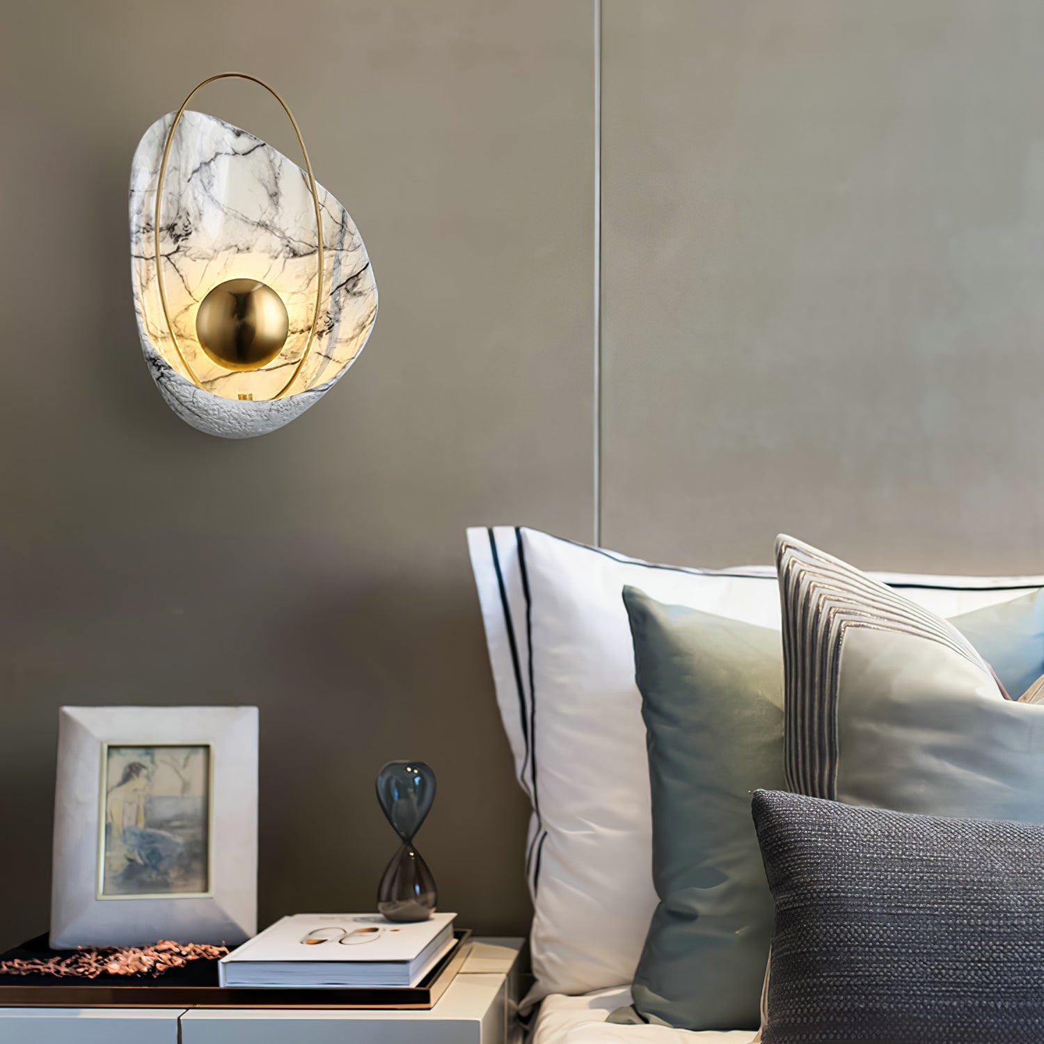 Vethaora Premium Nordic Art Pearl Resin Wall Lamp-Neutral Decor