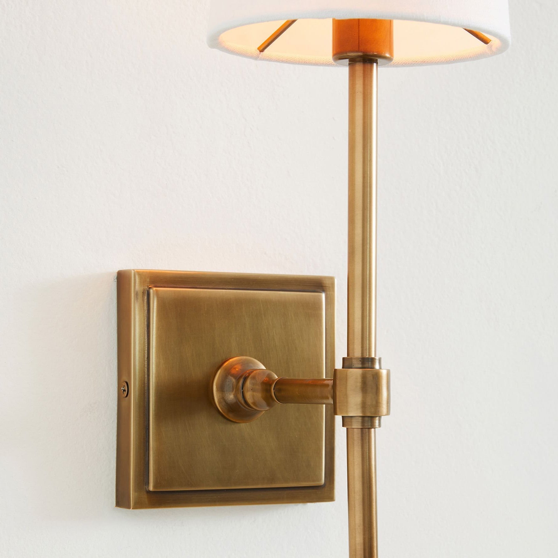 Vicarara Vintage Industrial Brass Fabric Wall Lamp-Neutral Decor