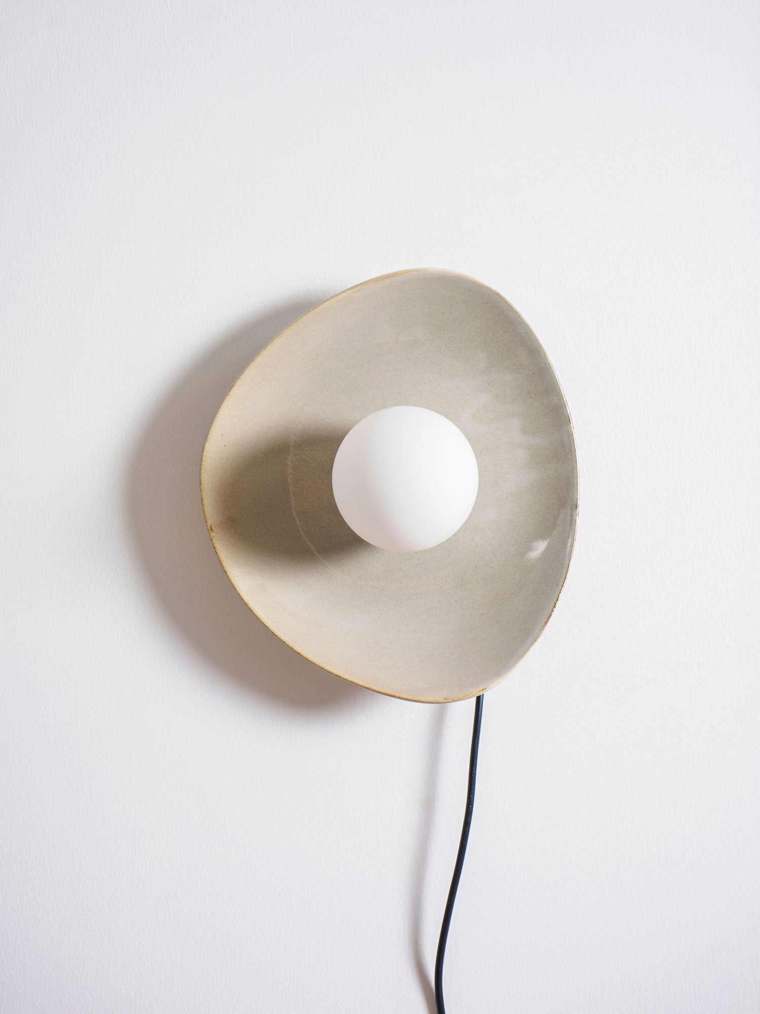 Dara Pebble Disc Plug-in Ceramics Glass Wall Light-Neutral Decor