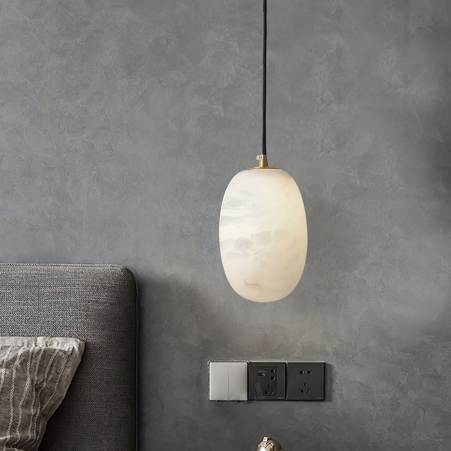 Luxor Alabaster Pendant Light-Neutral Decor