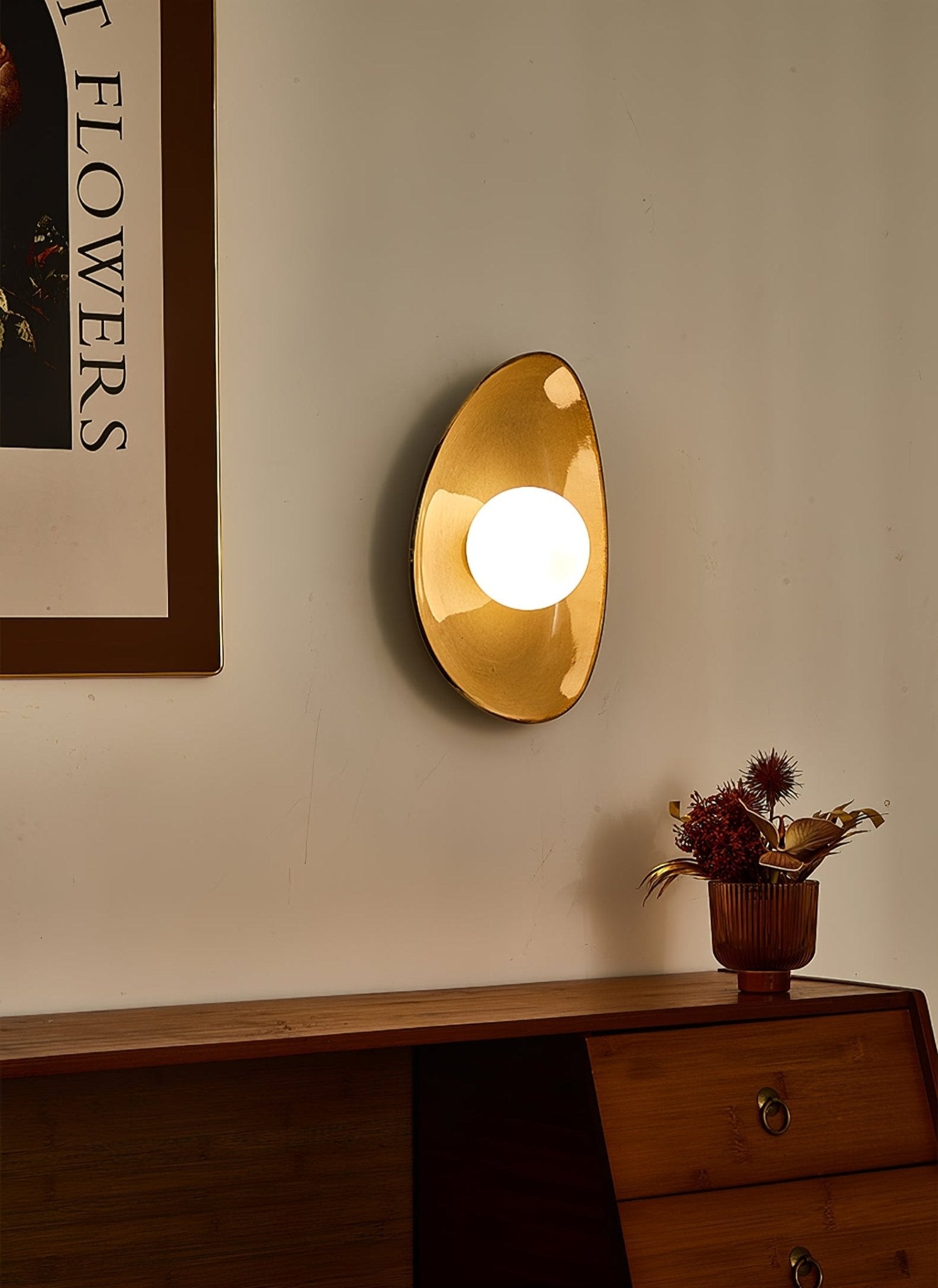 Ertalila Elegance Pebble Disc Ceramics Wall Light-Neutral Decor