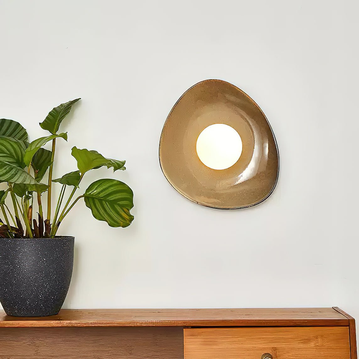 Ertalila Elegance Pebble Disc Ceramics Wall Light-Neutral Decor