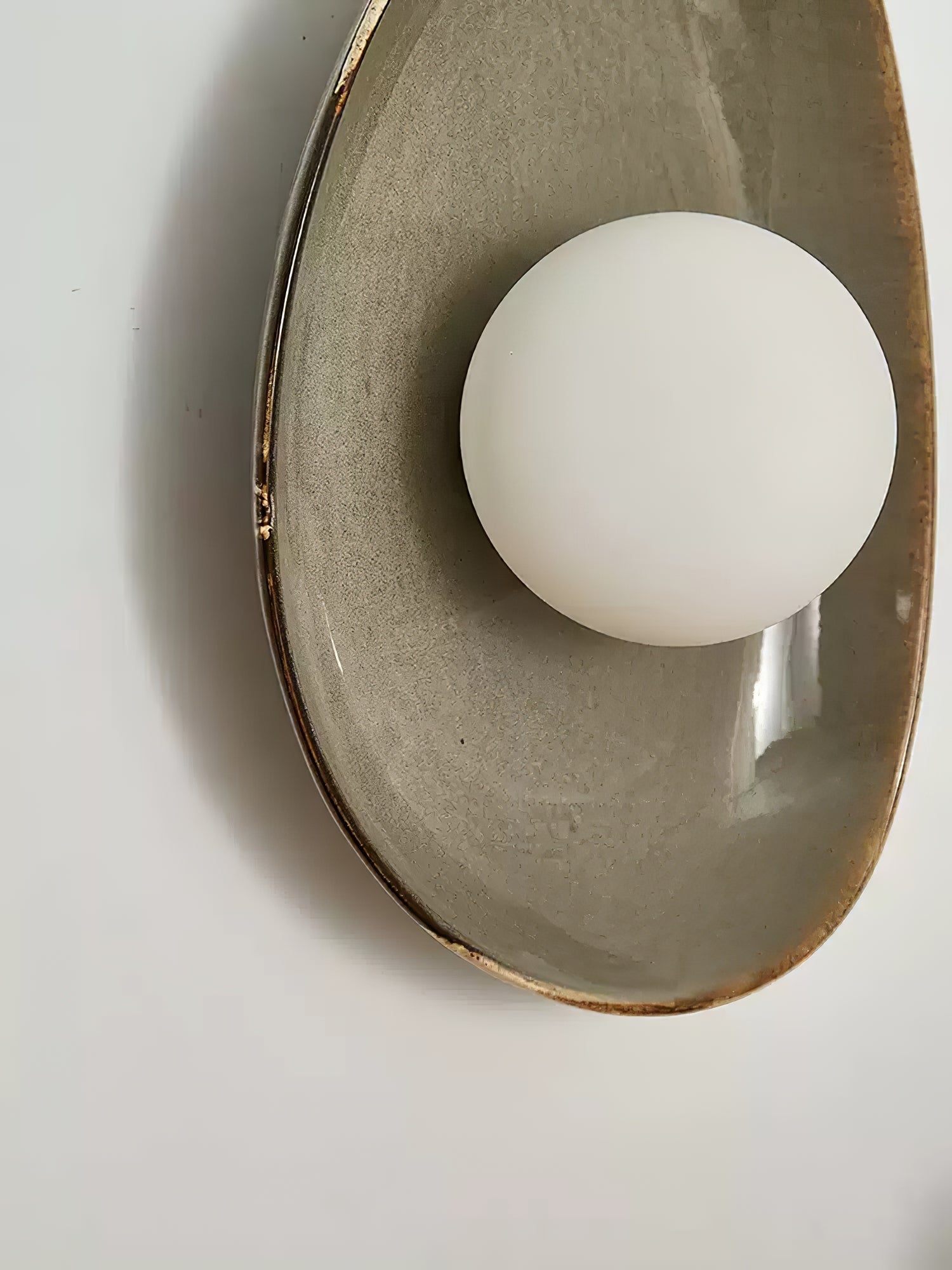 Ertalila Elegance Pebble Disc Ceramics Wall Light-Neutral Decor