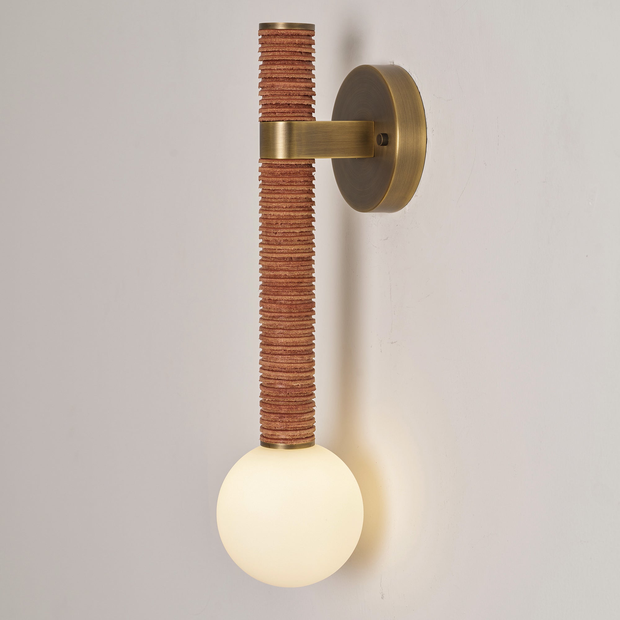 Dimensions diagram for the Threadline Globe Wall Sconce.