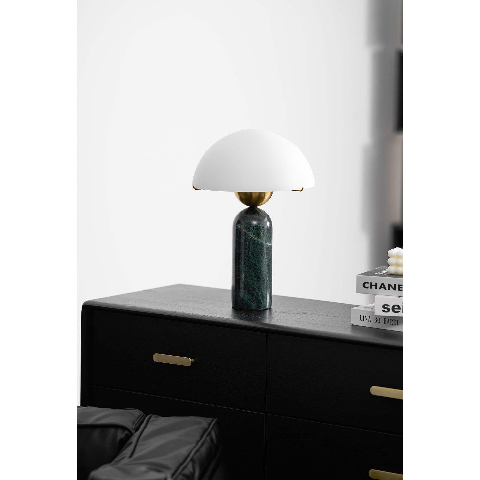 Tirixon Alabaster Table Lamp-Neutral Decor