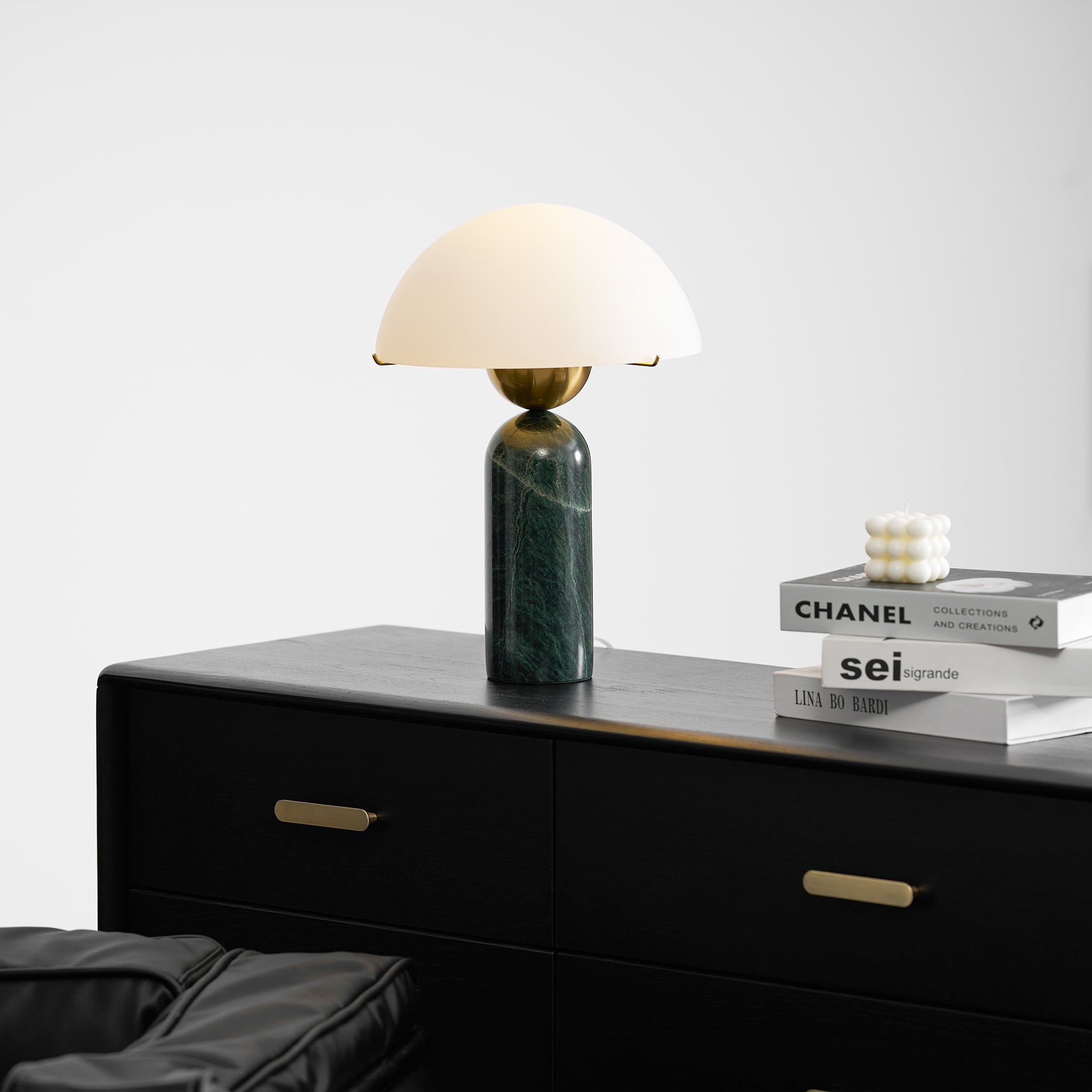 Tirixon Alabaster Table Lamp-Neutral Decor